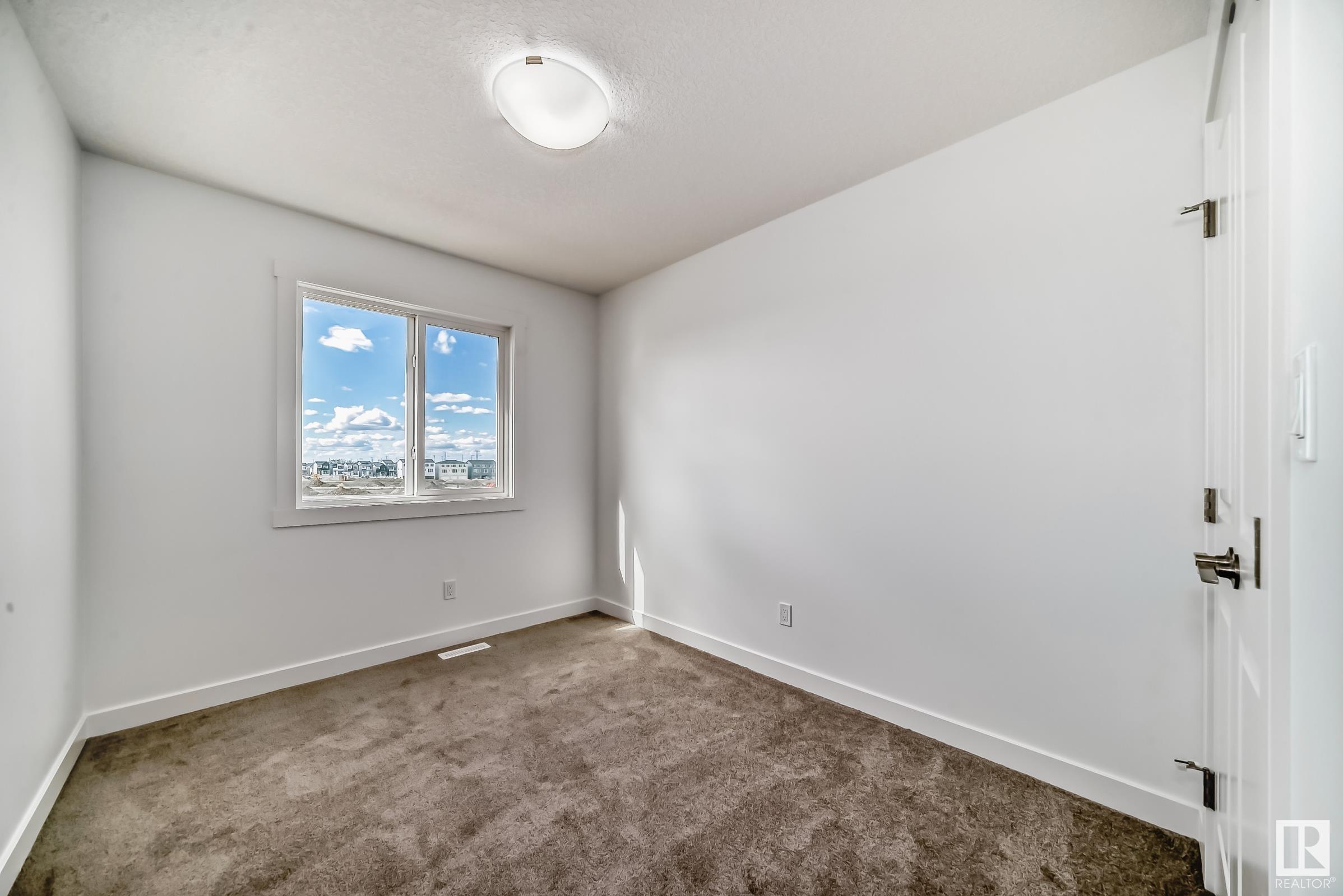      440 29 ST SW , Edmonton,  ,T6X 3E7 ;  Listing Number: MLS E4408295