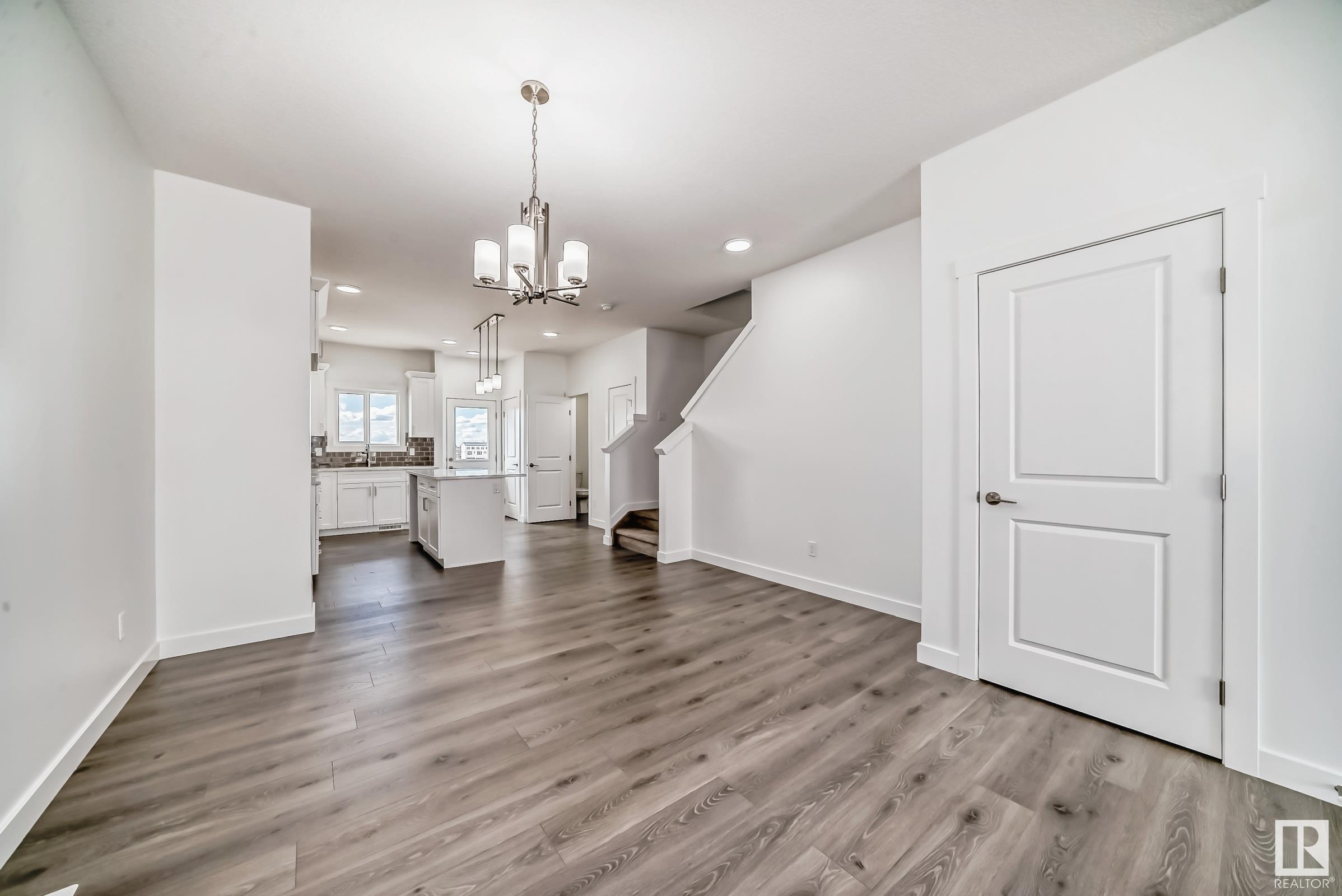      440 29 ST SW , Edmonton,  ,T6X 3E7 ;  Listing Number: MLS E4408295