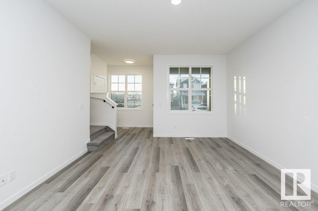     6304 176 AV NW , Edmonton,  ,T5Y 4E5 ;  Listing Number: MLS E4408714