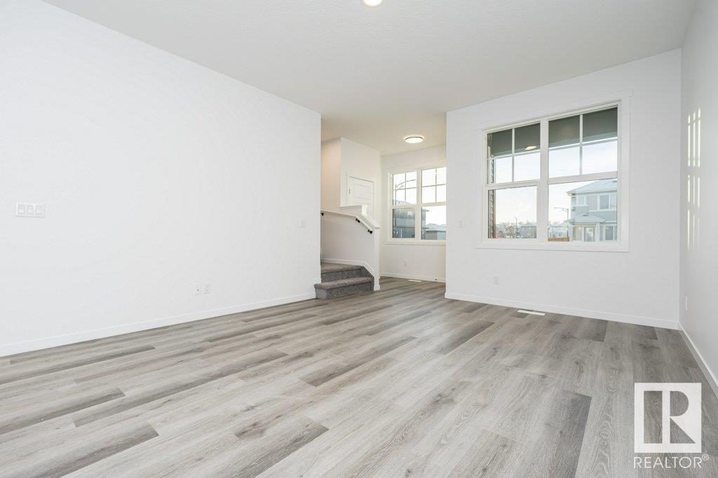      6304 176 AV NW , Edmonton,  ,T5Y 4E5 ;  Listing Number: MLS E4408714