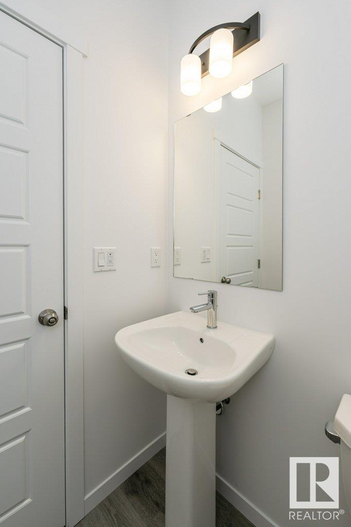      6304 176 AV NW , Edmonton,  ,T5Y 4E5 ;  Listing Number: MLS E4408714