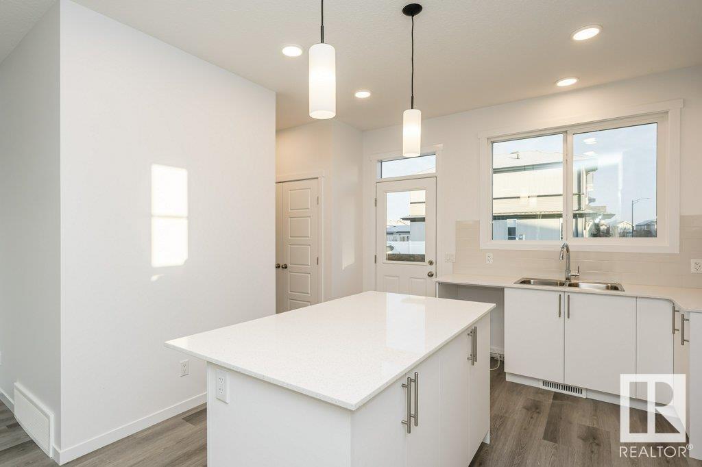      6304 176 AV NW , Edmonton,  ,T5Y 4E5 ;  Listing Number: MLS E4408714