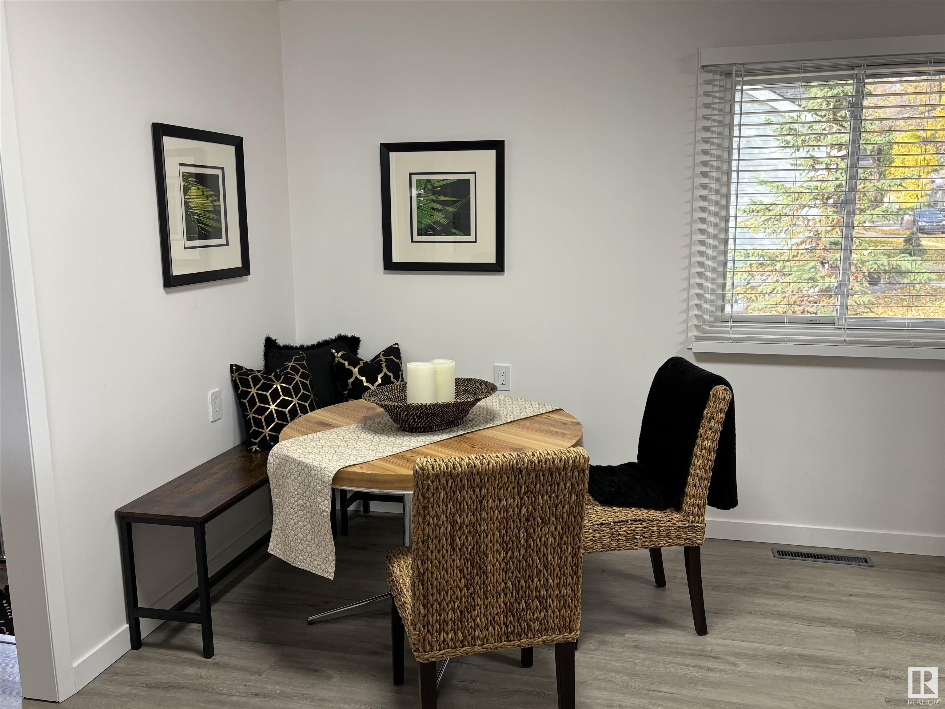      5100 53 AV , Stony Plain,  ,T7Z 1B9 ;  Listing Number: MLS E4408720
