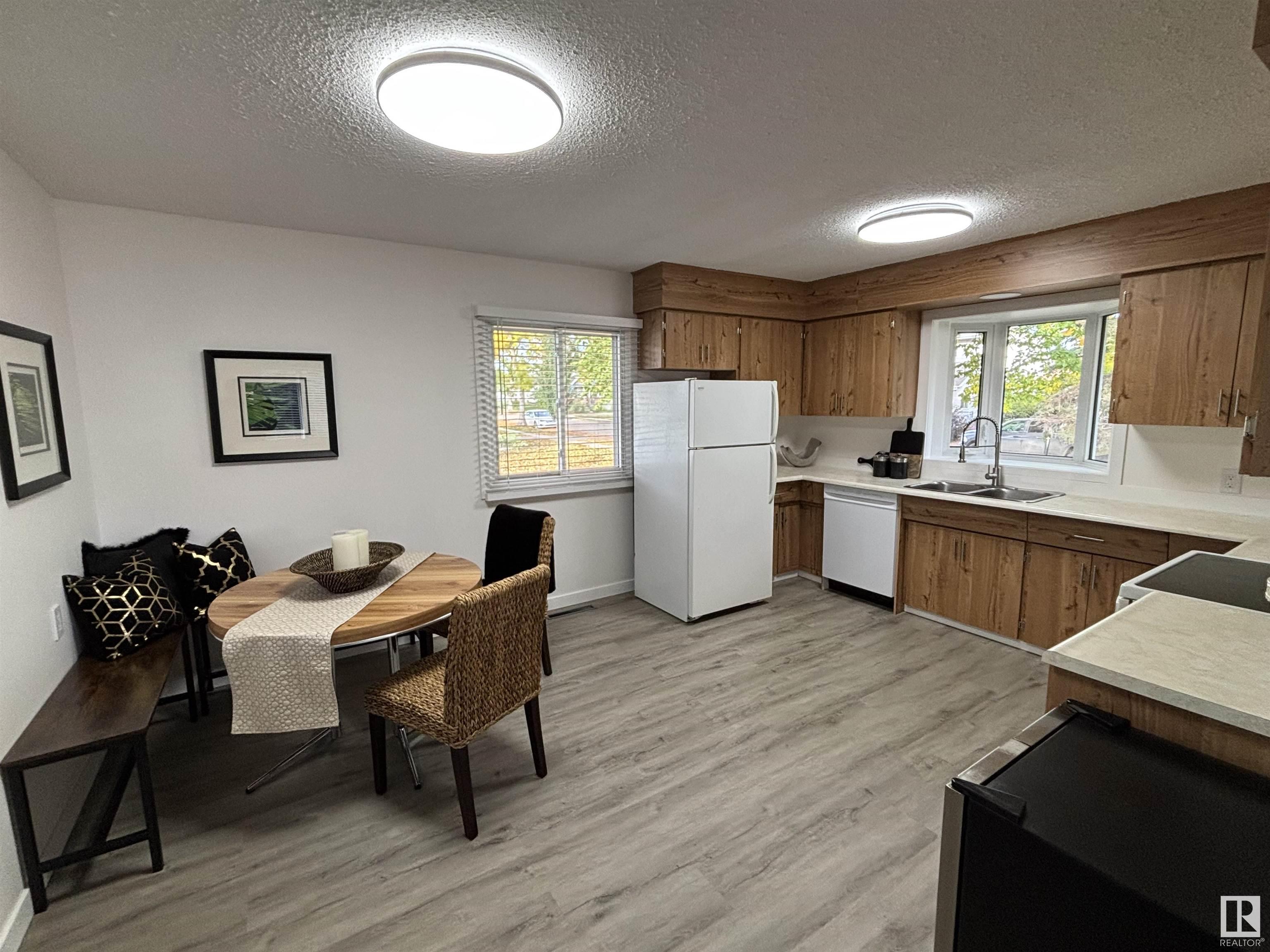      5100 53 AV , Stony Plain,  ,T7Z 1B9 ;  Listing Number: MLS E4408720