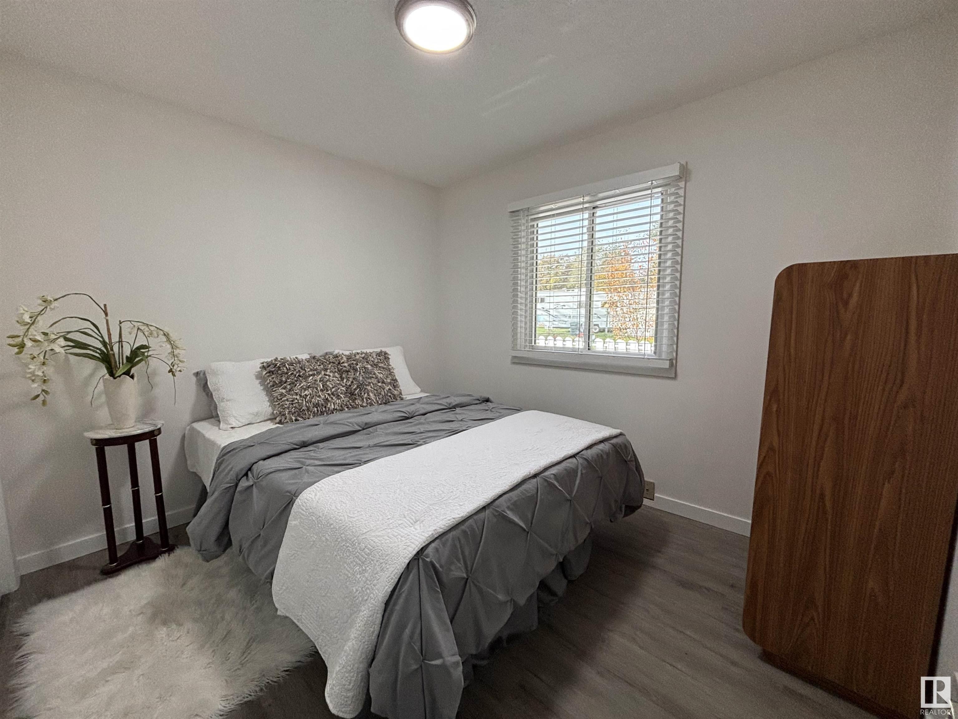      5100 53 AV , Stony Plain,  ,T7Z 1B9 ;  Listing Number: MLS E4408720