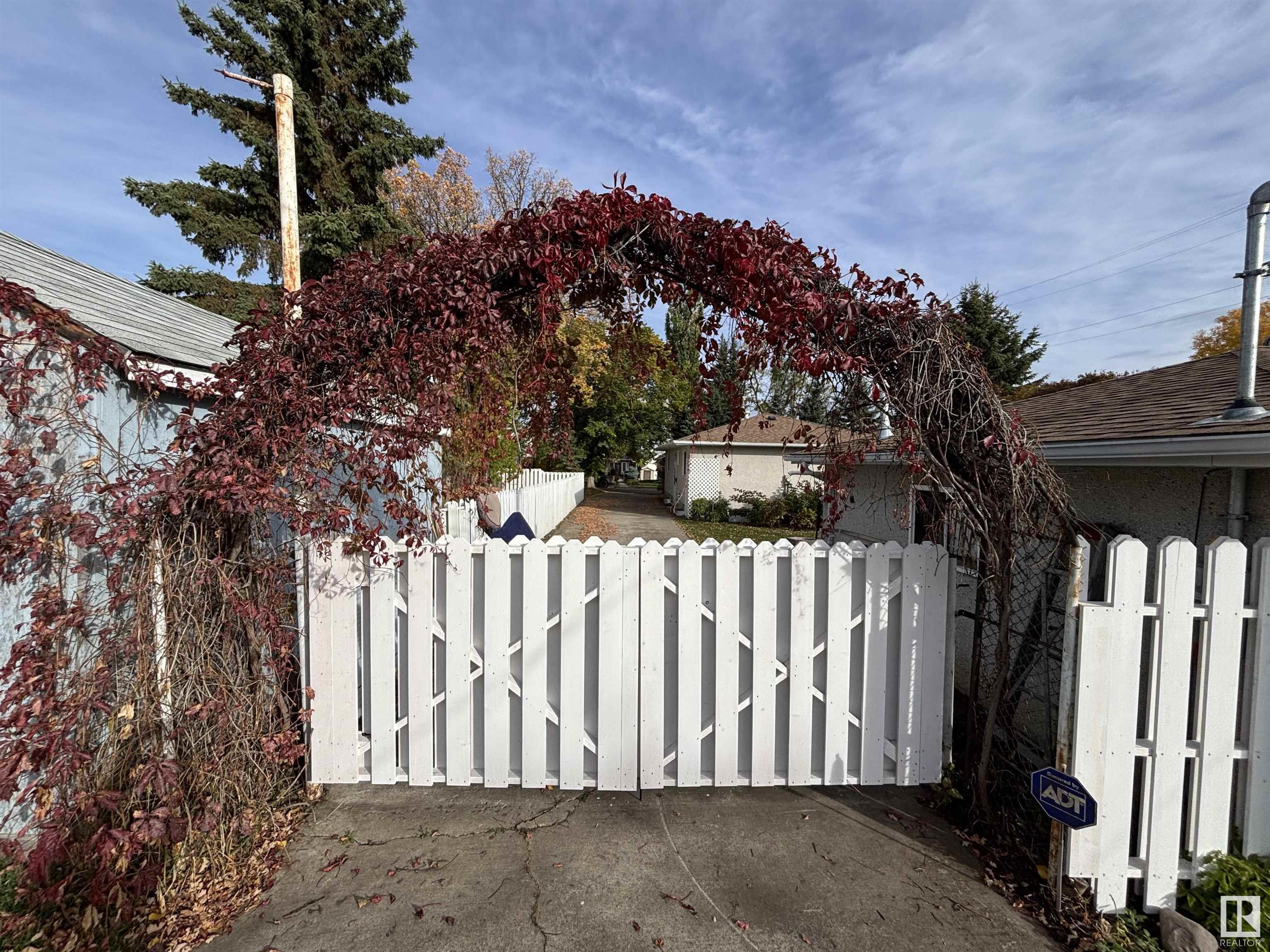      5100 53 AV , Stony Plain,  ,T7Z 1B9 ;  Listing Number: MLS E4408720