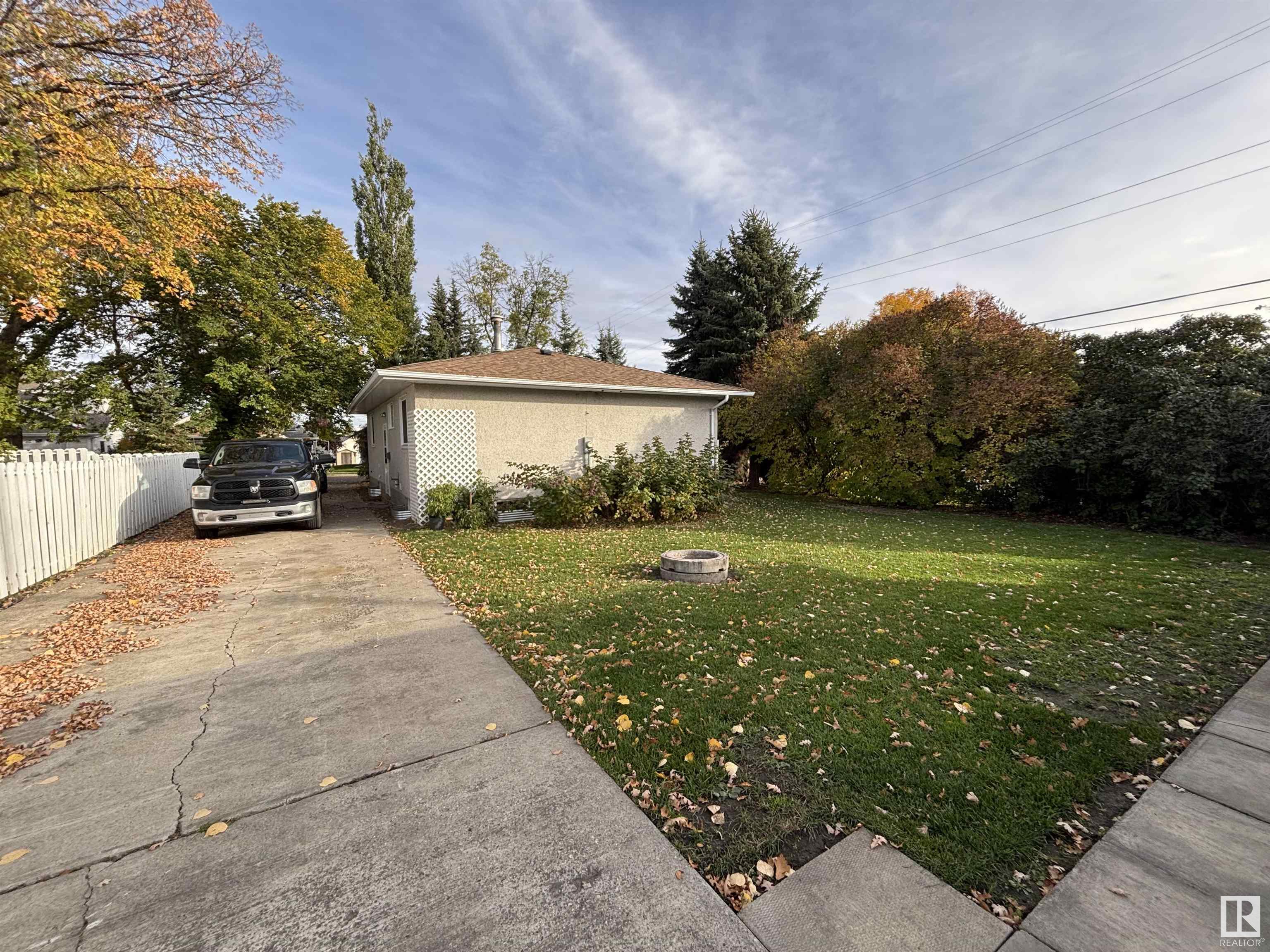      5100 53 AV , Stony Plain,  ,T7Z 1B9 ;  Listing Number: MLS E4408720