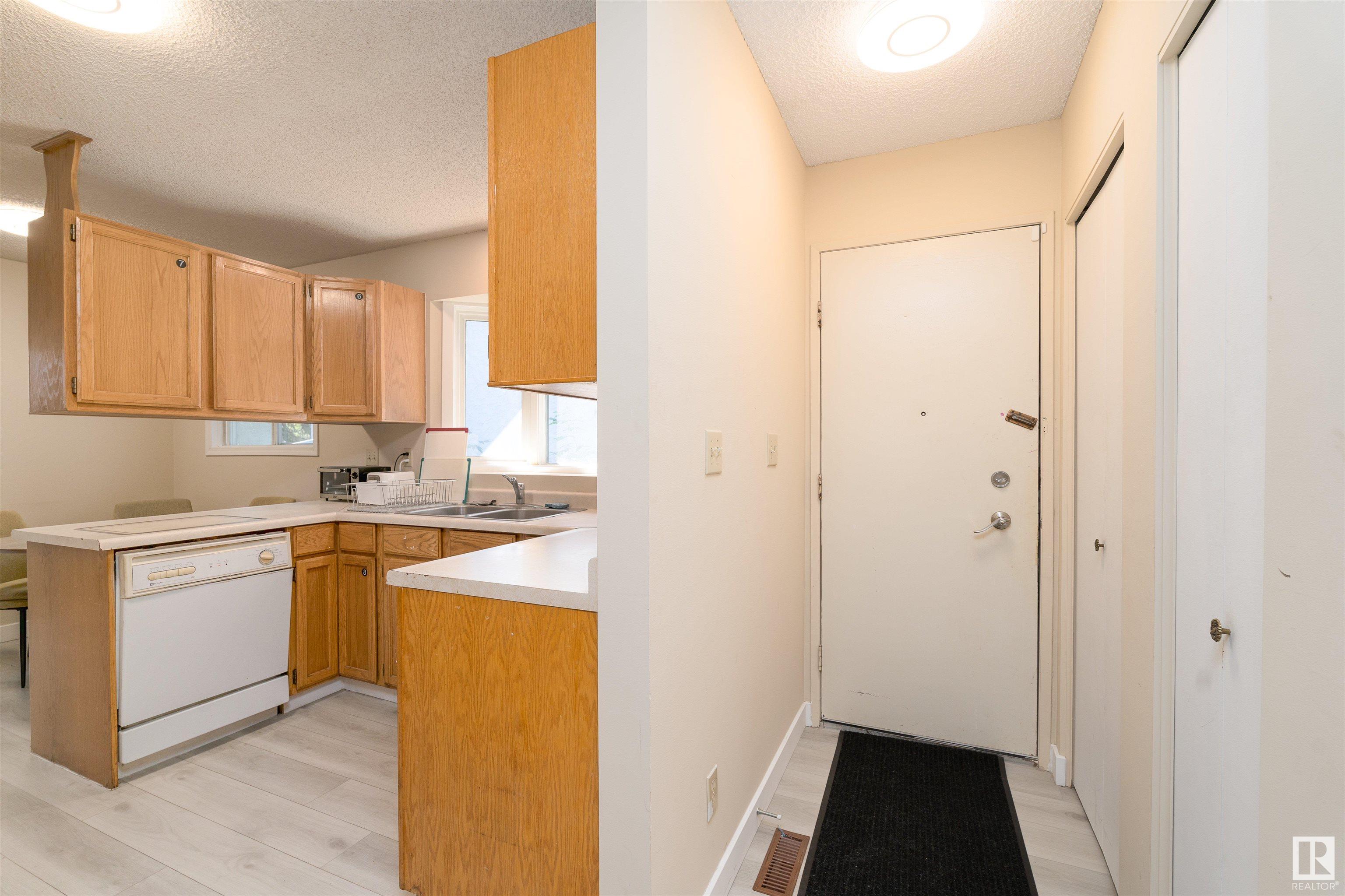      7918 110 ST NW , Edmonton,  ,T6G 1G4 ;  Listing Number: MLS E4409385