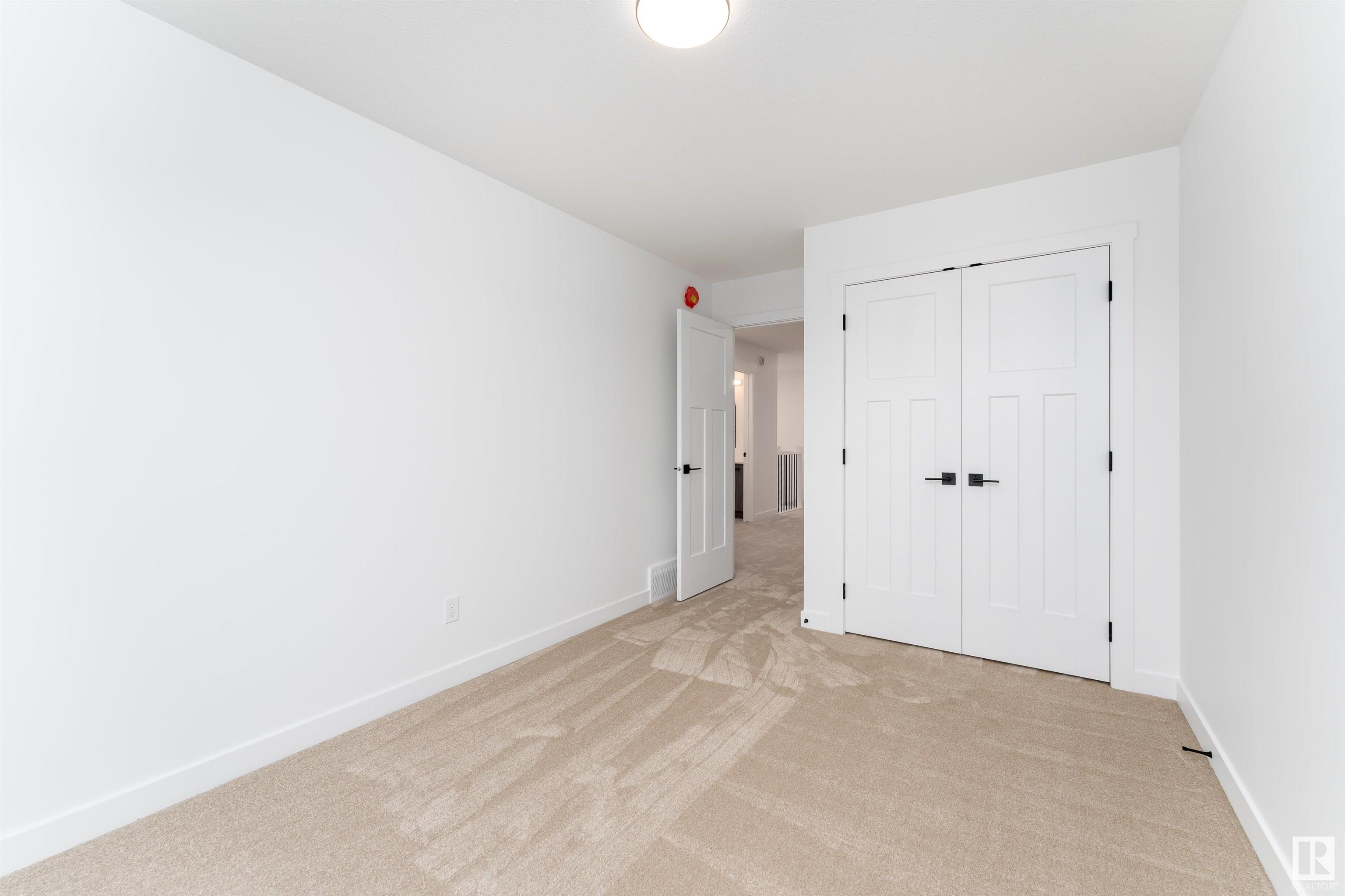      53 GLADSTONE BN , Spruce Grove,  ,T7X 0Z6 ;  Listing Number: MLS E4410355