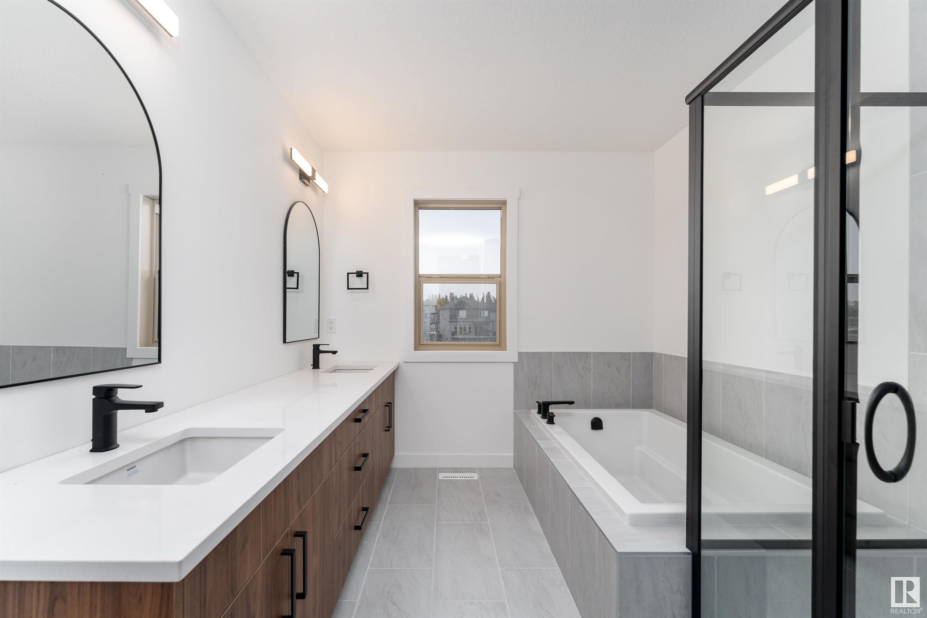      53 GLADSTONE BN , Spruce Grove,  ,T7X 0Z6 ;  Listing Number: MLS E4410355