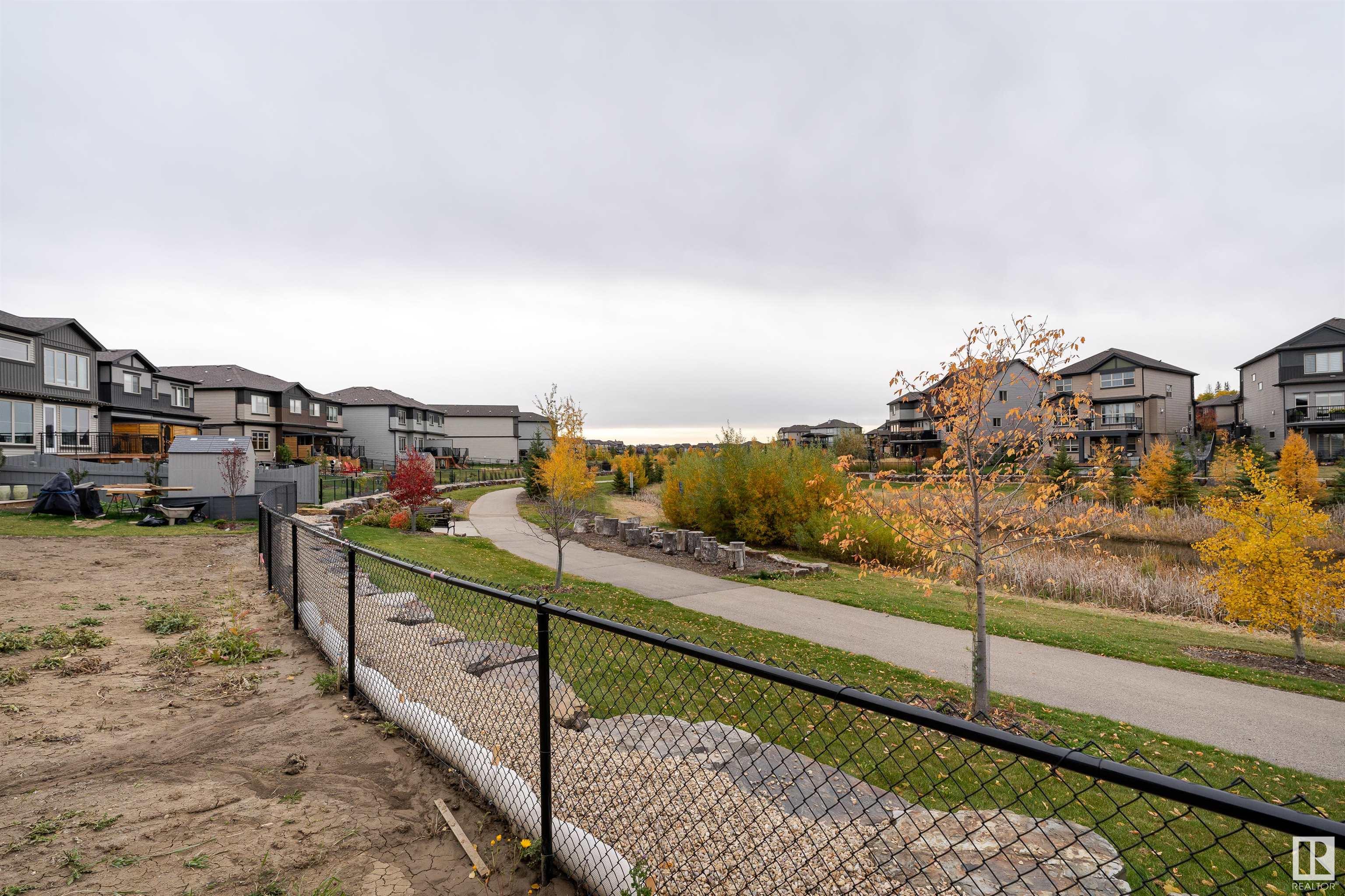      53 GLADSTONE BN , Spruce Grove,  ,T7X 0Z6 ;  Listing Number: MLS E4410355