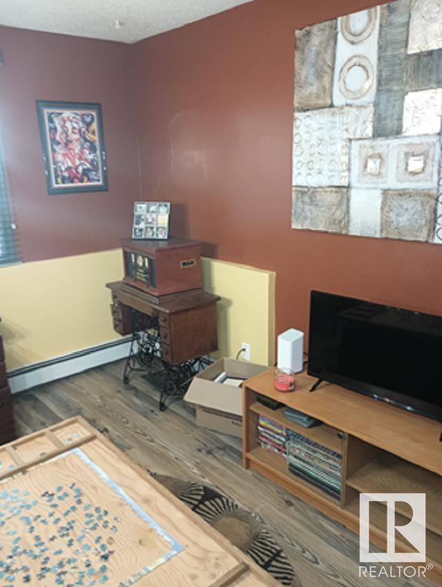      #114 9010 106 AV NW , Edmonton,  ,T5H 4K3 ;  Listing Number: MLS E4410376