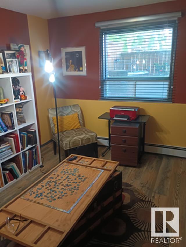      #114 9010 106 AV NW , Edmonton,  ,T5H 4K3 ;  Listing Number: MLS E4410376