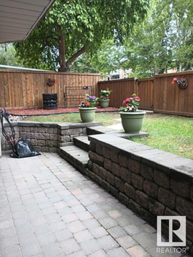      #114 9010 106 AV NW , Edmonton,  ,T5H 4K3 ;  Listing Number: MLS E4410376