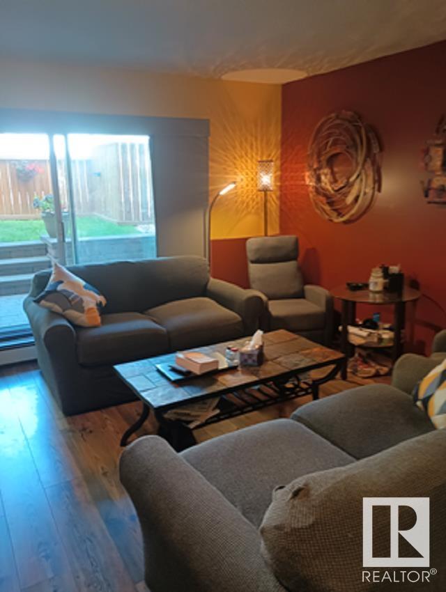      #114 9010 106 AV NW , Edmonton,  ,T5H 4K3 ;  Listing Number: MLS E4410376