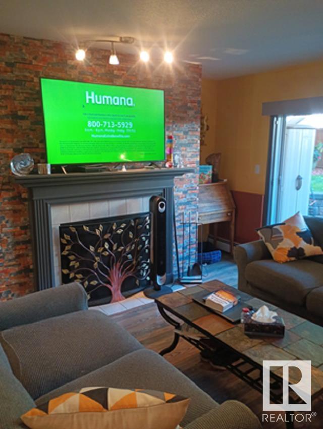      #114 9010 106 AV NW , Edmonton,  ,T5H 4K3 ;  Listing Number: MLS E4410376