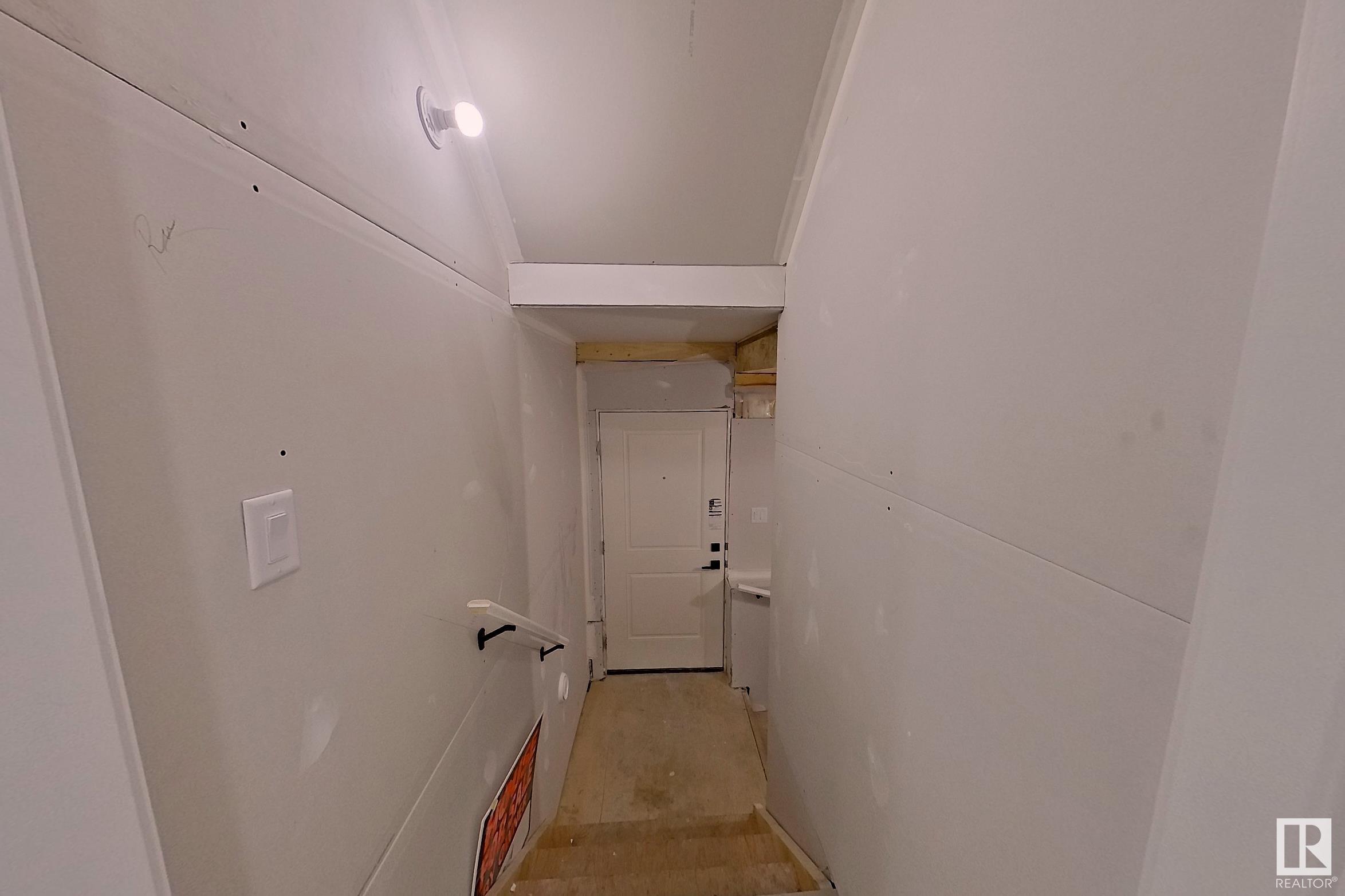      17712 74 ST NW , Edmonton,  ,T5Z 0N4 ;  Listing Number: MLS E4410847