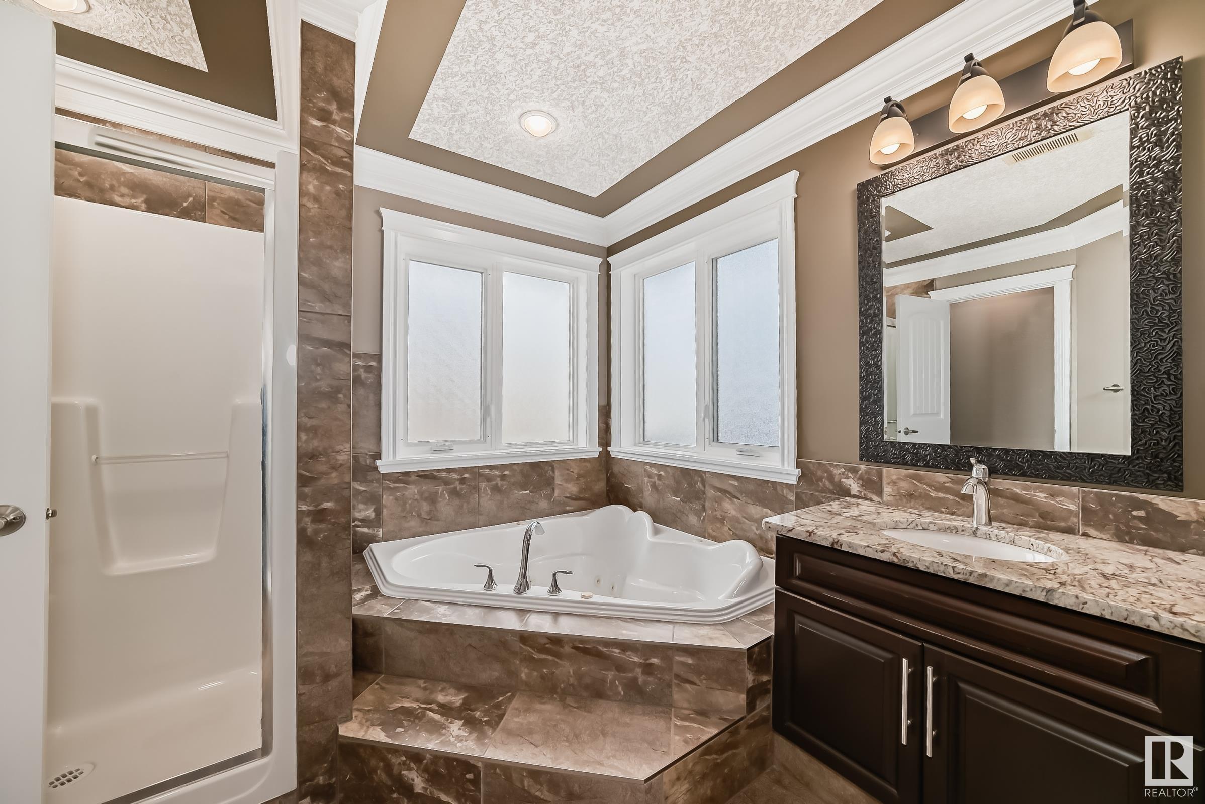      1528 Cunningham Cape SW , Edmonton,  ,T6W 0Y3 ;  Listing Number: MLS E4411032