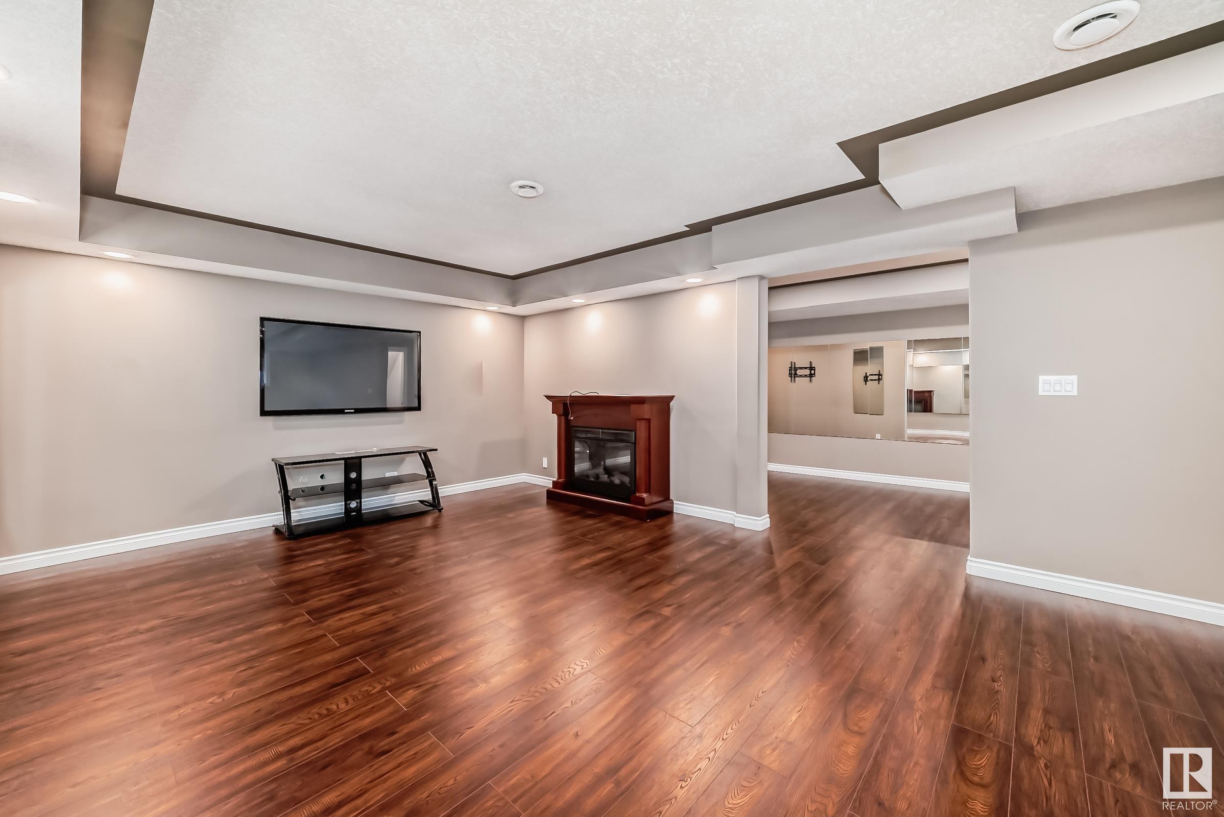      1528 Cunningham Cape SW , Edmonton,  ,T6W 0Y3 ;  Listing Number: MLS E4411032