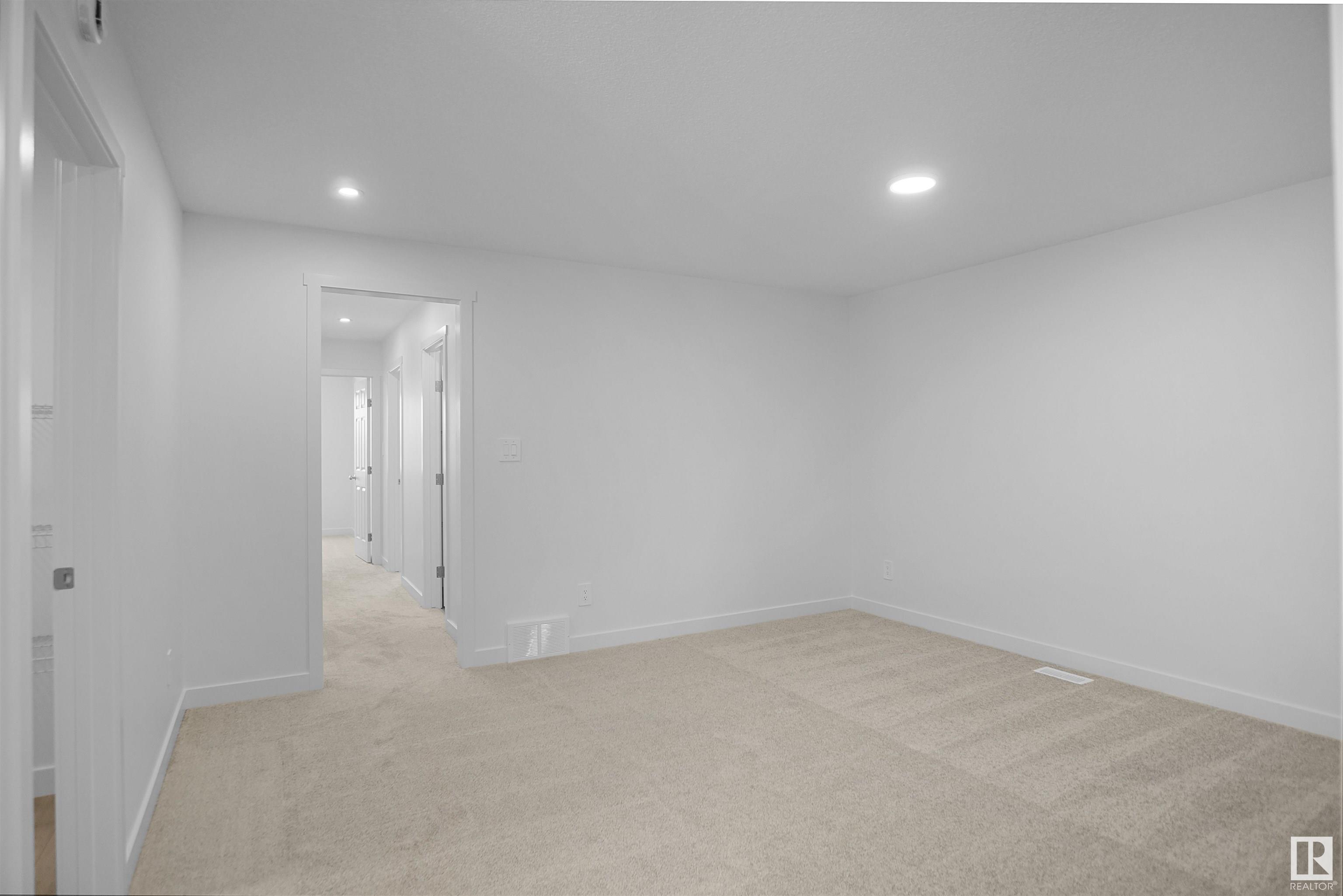      2026 13A AV NW , Edmonton,  ,T6T 2R6 ;  Listing Number: MLS E4411151