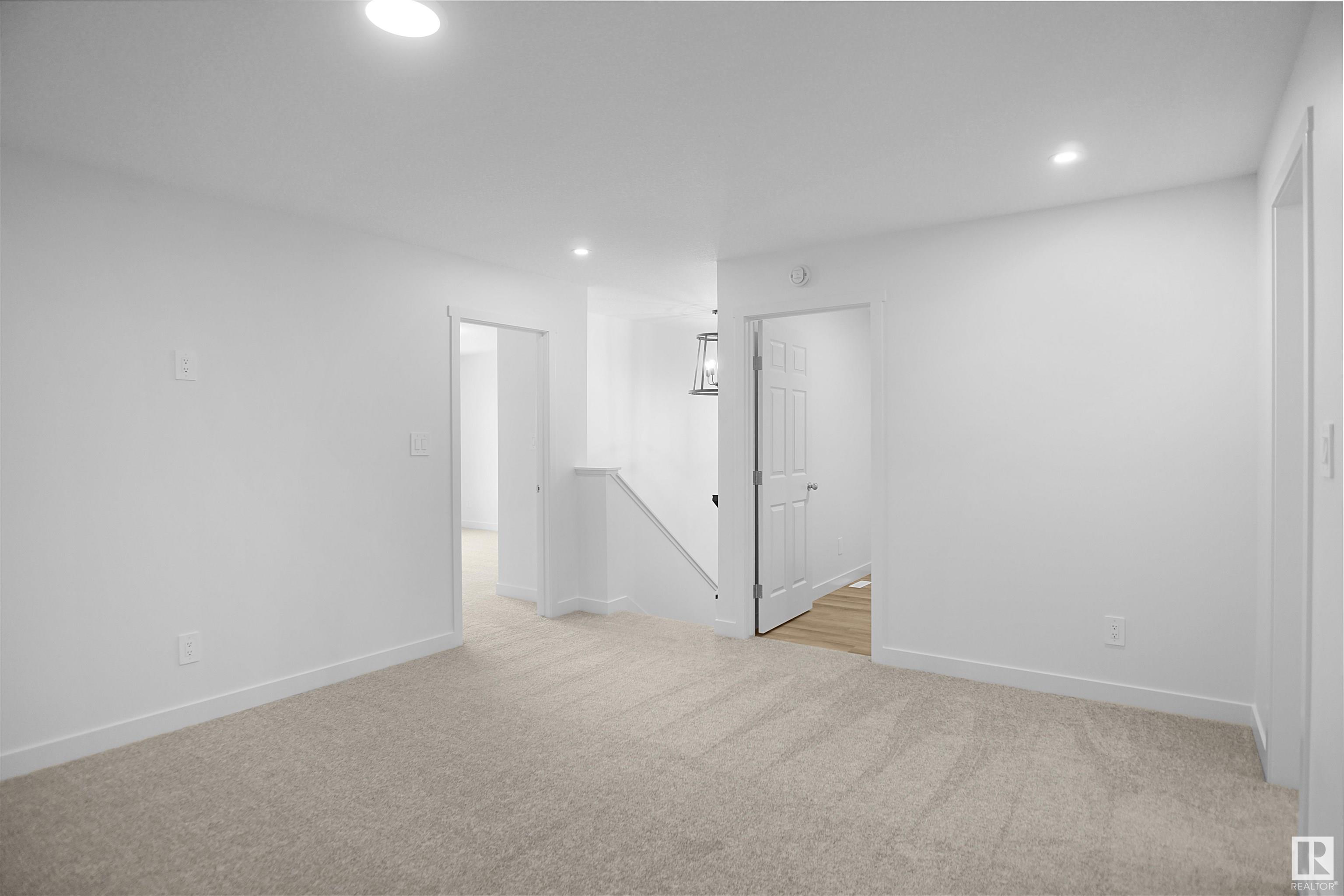      2026 13A AV NW , Edmonton,  ,T6T 2R6 ;  Listing Number: MLS E4411151