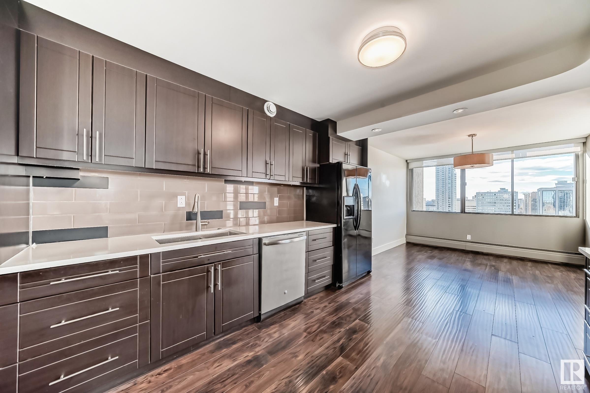      #1403 9921 104 ST NW , Edmonton,  ,T5K 2K3 ;  Listing Number: MLS E4411232