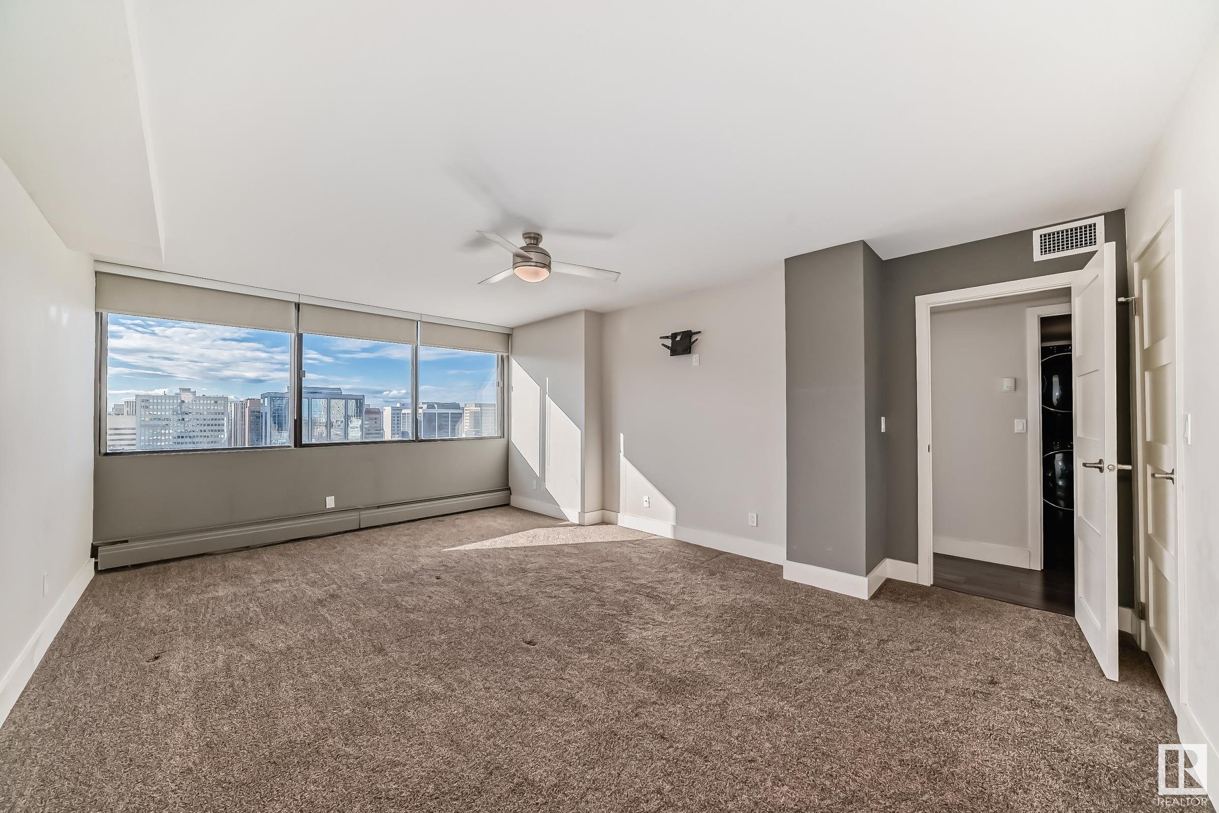      #1403 9921 104 ST NW , Edmonton,  ,T5K 2K3 ;  Listing Number: MLS E4411232