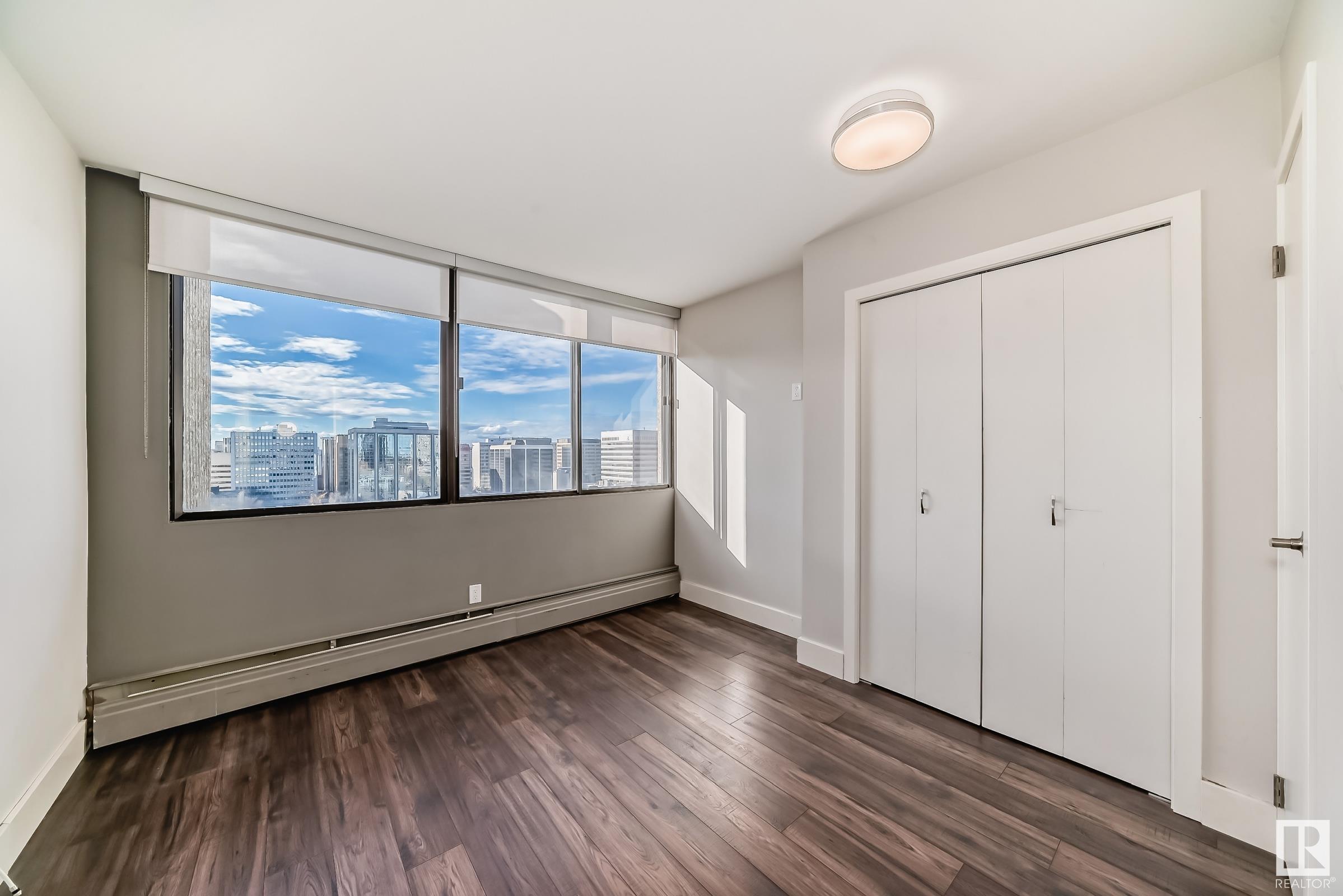      #1403 9921 104 ST NW , Edmonton,  ,T5K 2K3 ;  Listing Number: MLS E4411232
