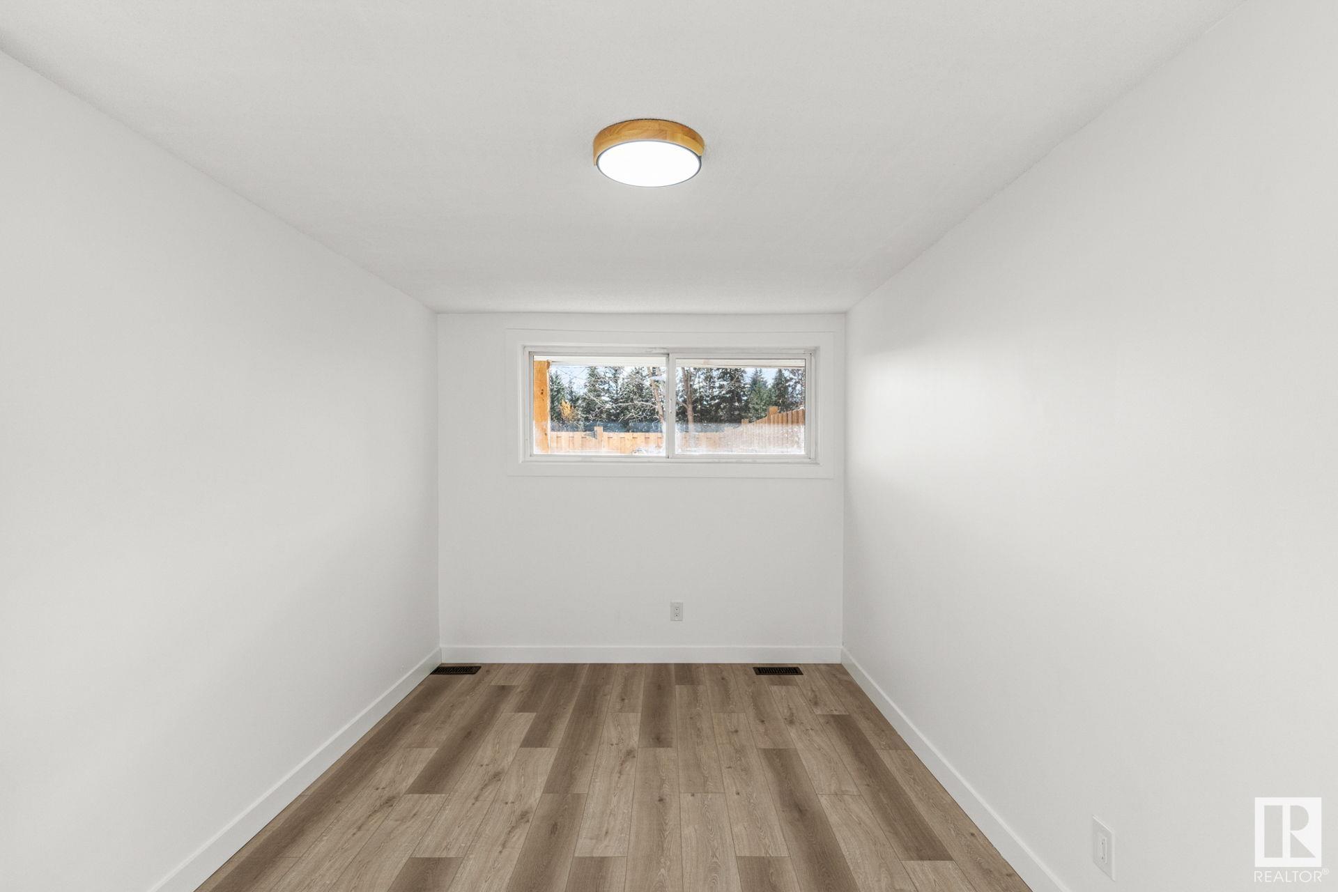      37 ROYAL RD NW , Edmonton,  ,T6J 2E7 ;  Listing Number: MLS E4411322