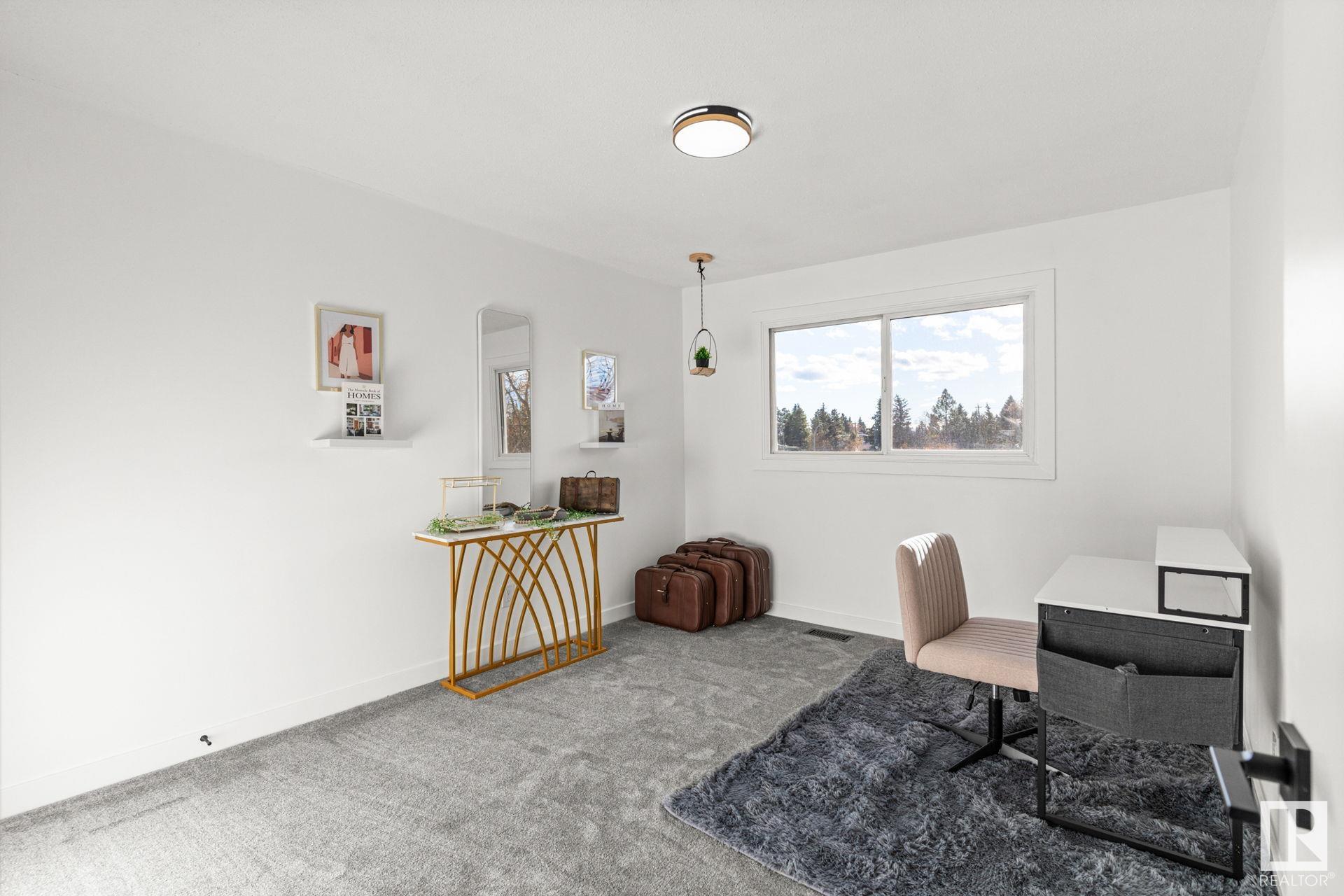      37 ROYAL RD NW , Edmonton,  ,T6J 2E7 ;  Listing Number: MLS E4411322