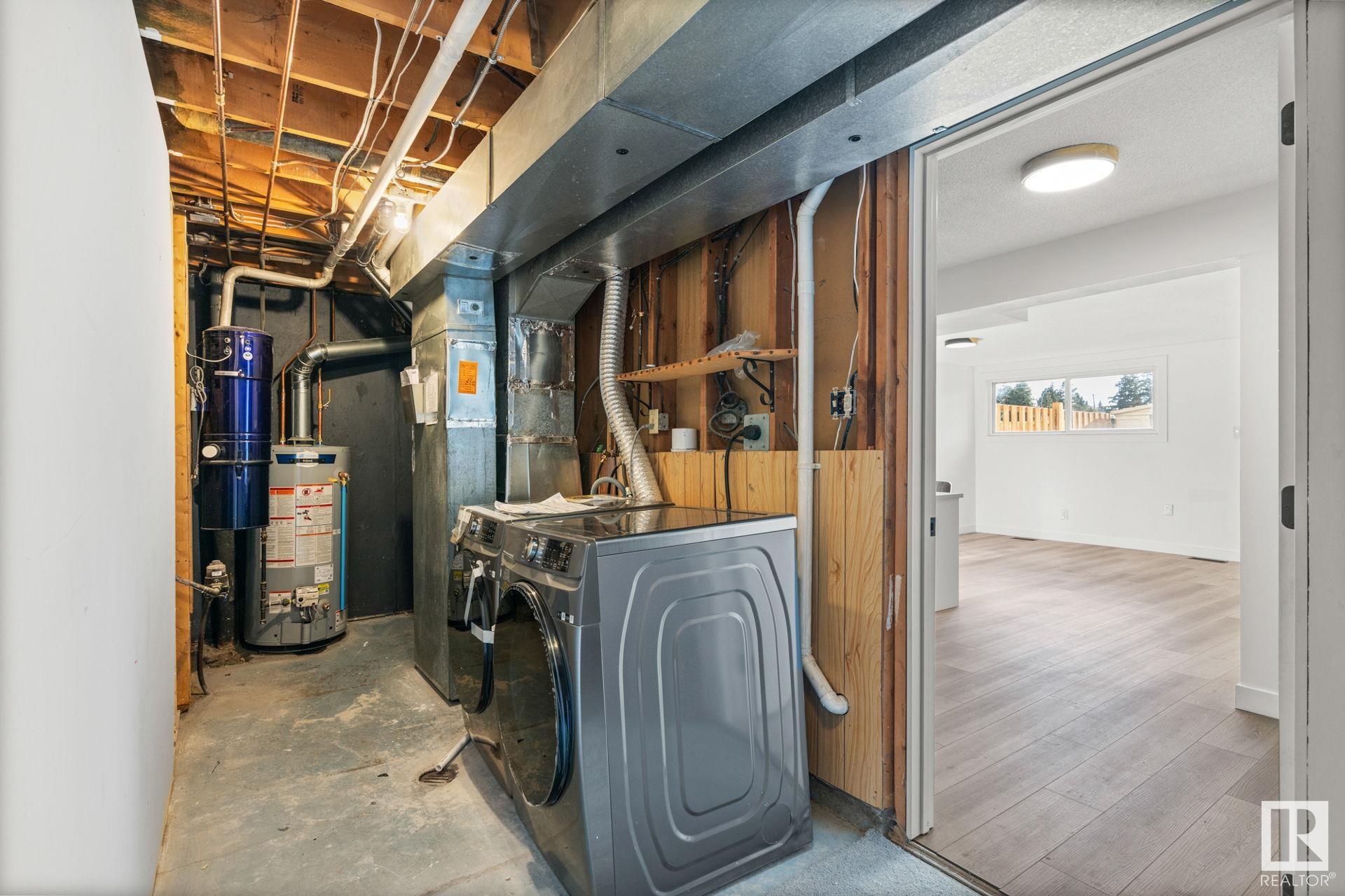      37 ROYAL RD NW , Edmonton,  ,T6J 2E7 ;  Listing Number: MLS E4411322