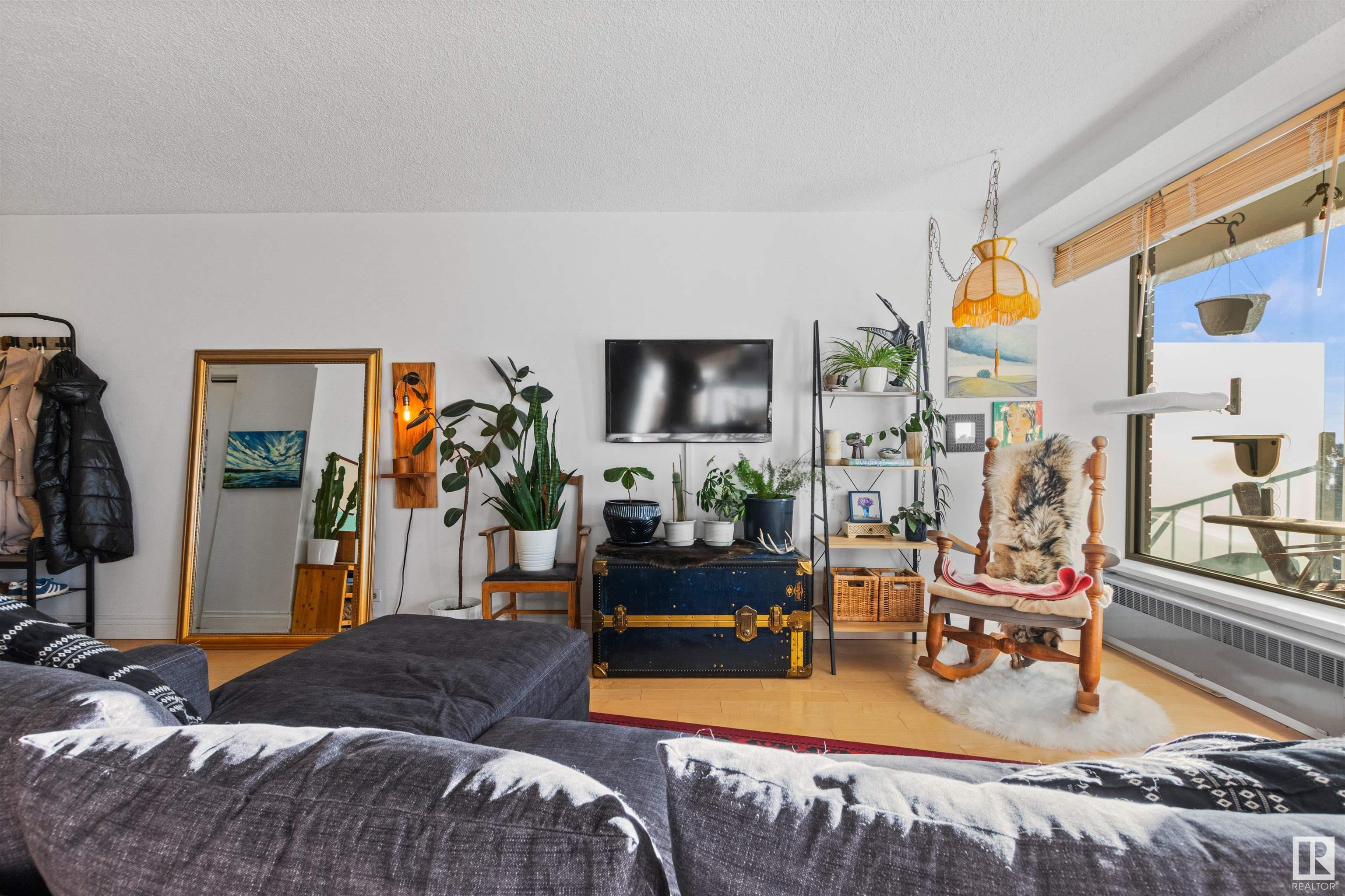      #605 12207 JASPER AV NW , Edmonton,  ,T5N 3K2 ;  Listing Number: MLS E4411549