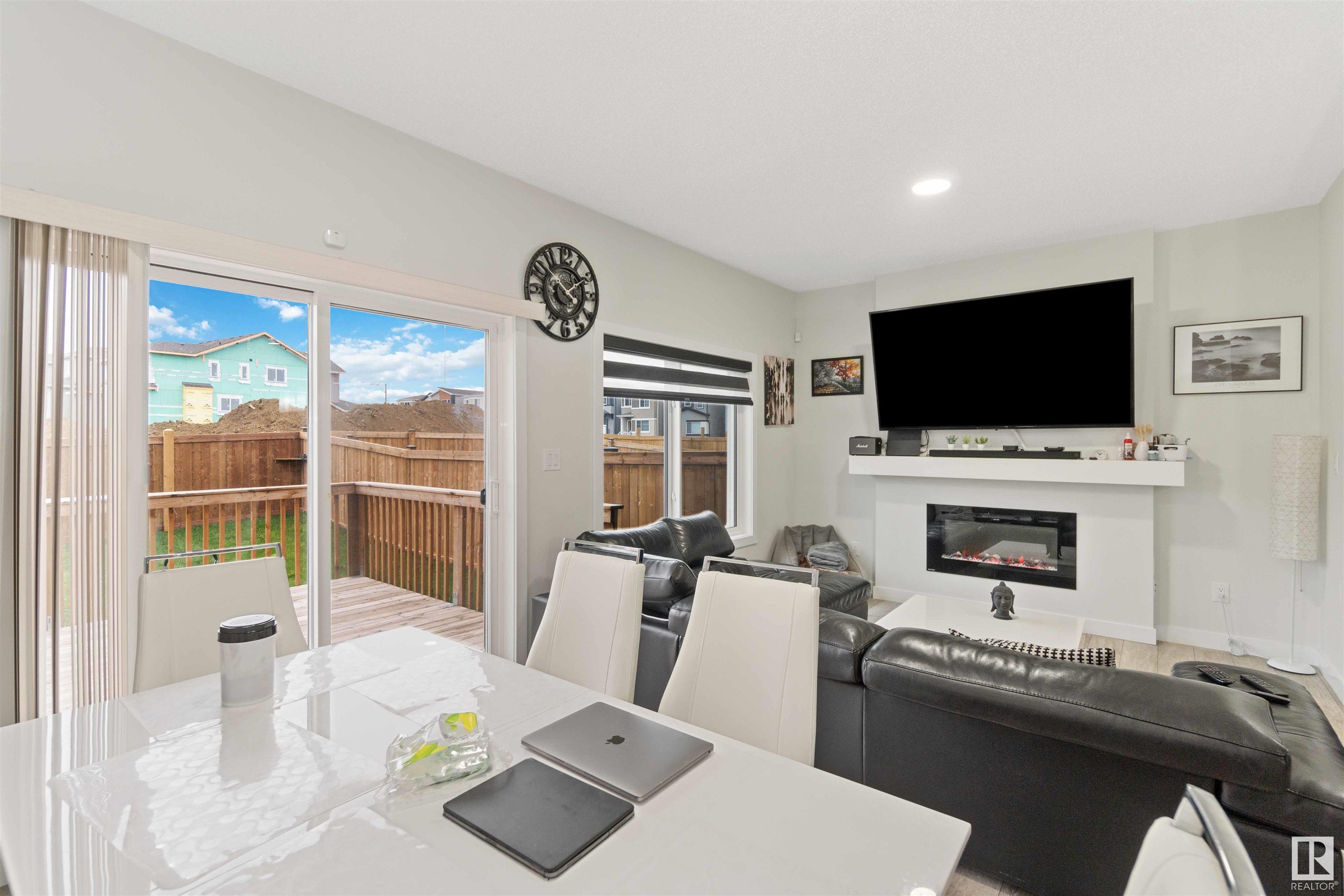      3213 4 ST NW , Edmonton,  ,T6T 2S9 ;  Listing Number: MLS E4411677