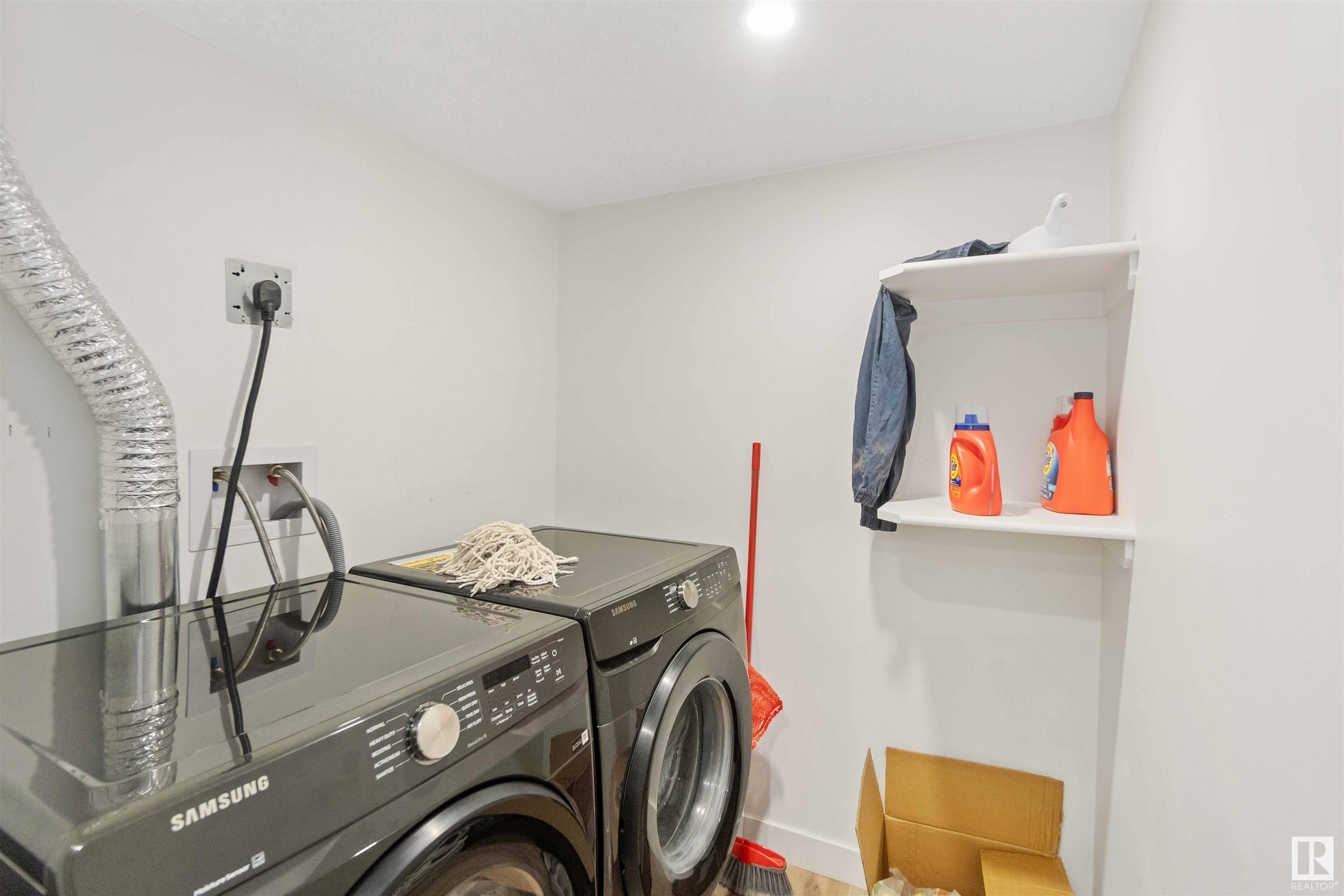      3213 4 ST NW , Edmonton,  ,T6T 2S9 ;  Listing Number: MLS E4411677