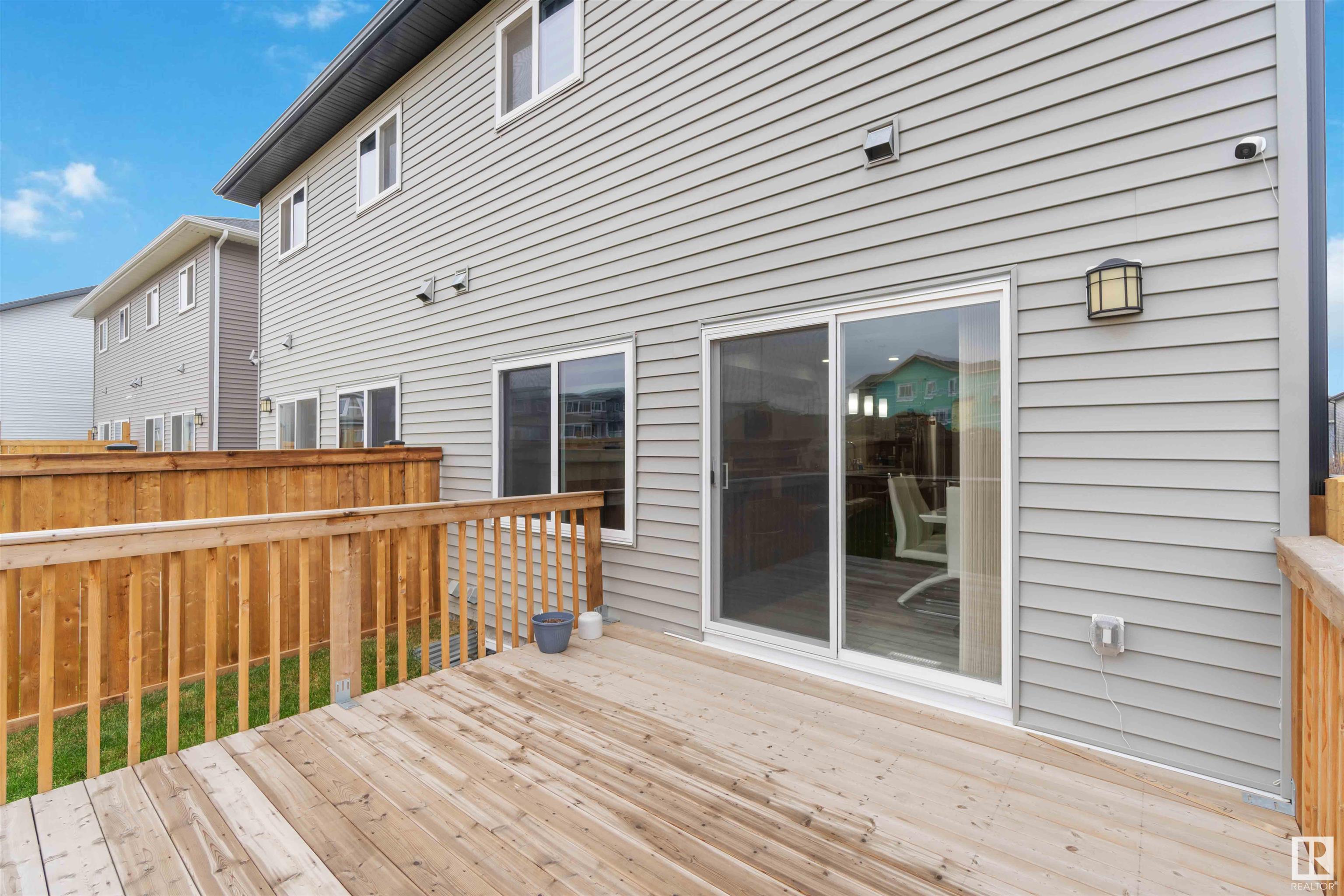      3213 4 ST NW , Edmonton,  ,T6T 2S9 ;  Listing Number: MLS E4411677