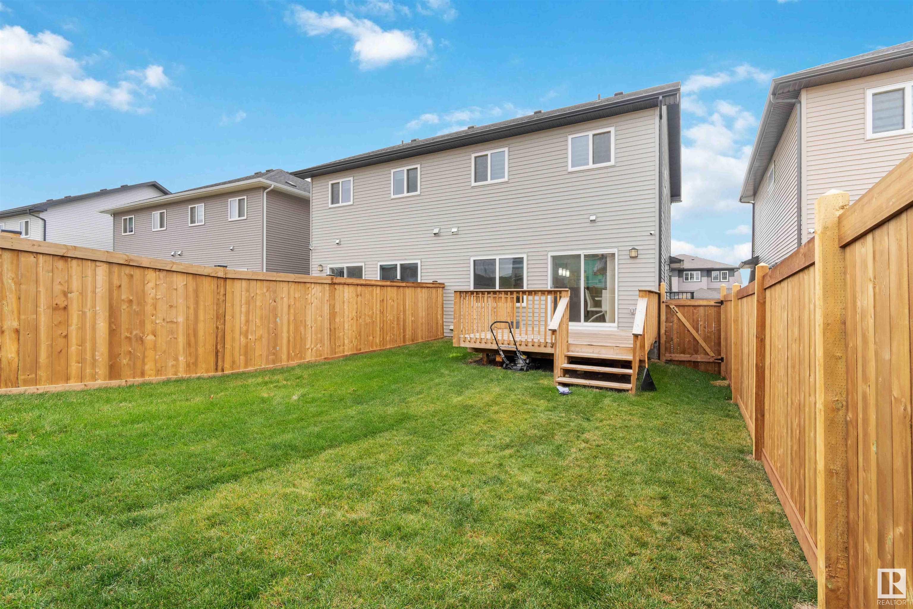      3213 4 ST NW , Edmonton,  ,T6T 2S9 ;  Listing Number: MLS E4411677