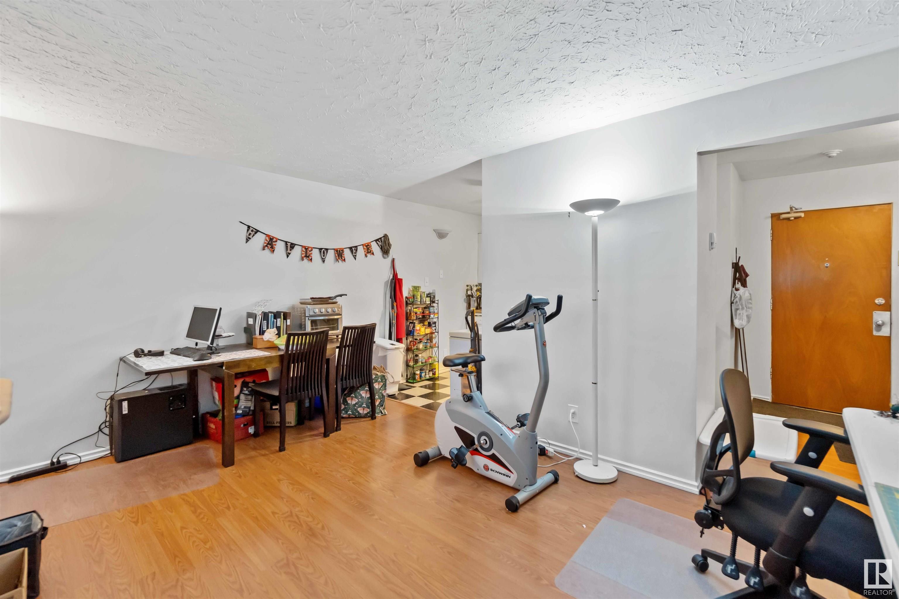      #3 10207 115 ST NW , Edmonton,  ,T5K 1T7 ;  Listing Number: MLS E4411910