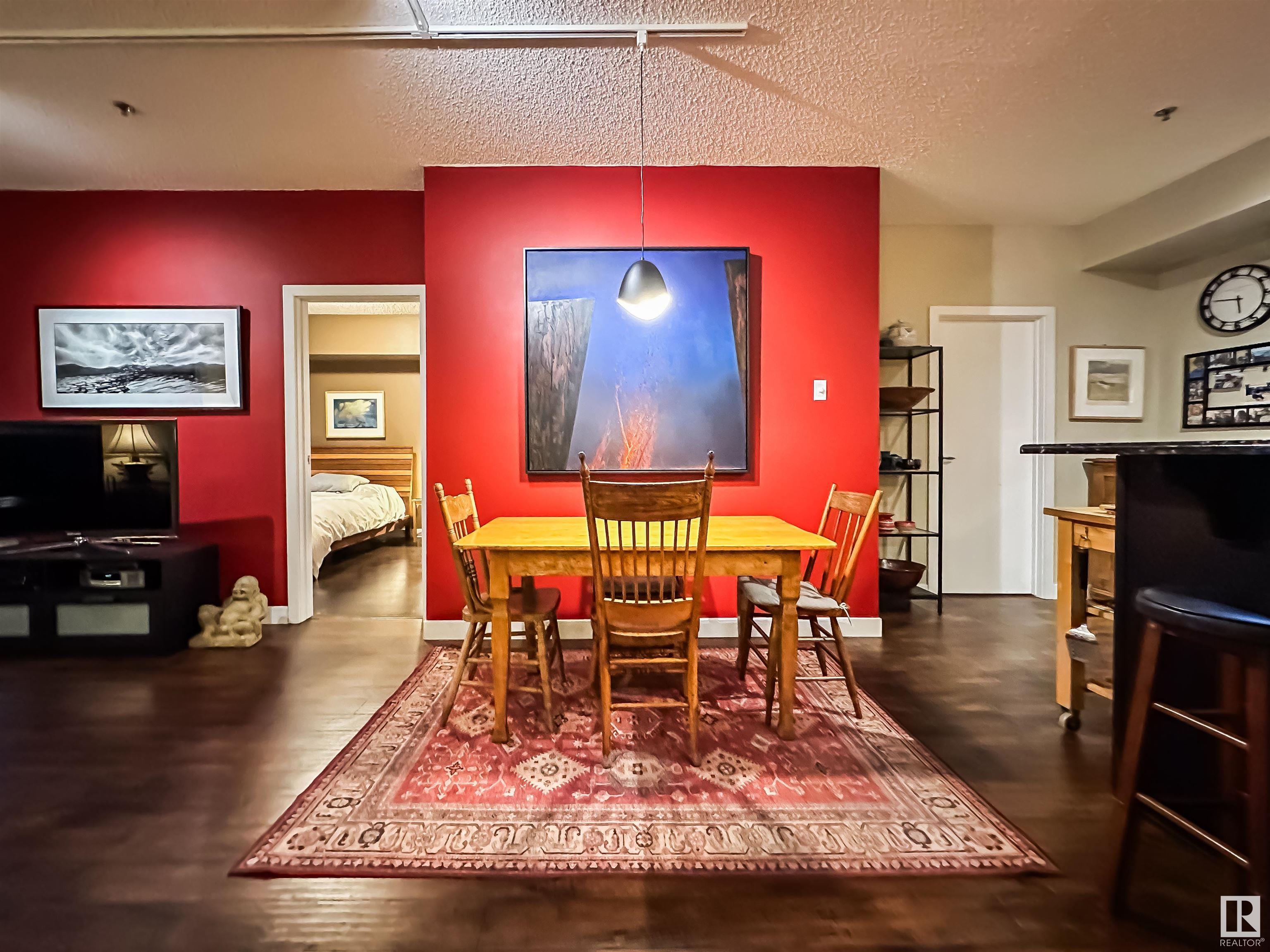      #210 9750 94 ST NW , Edmonton,  ,T6C 2E3 ;  Listing Number: MLS E4412131
