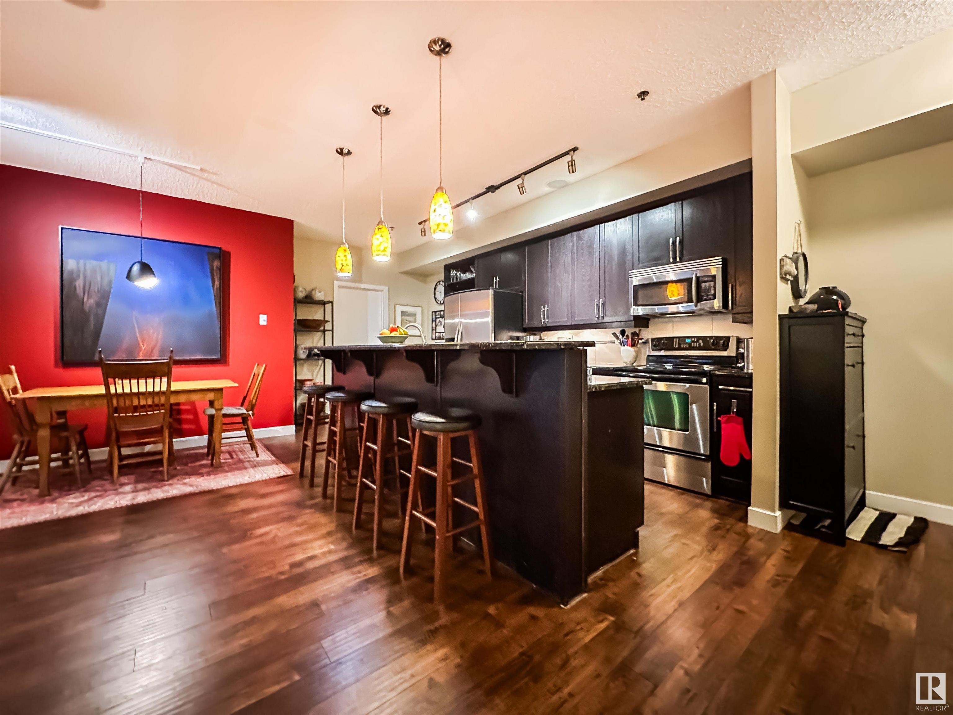      #210 9750 94 ST NW , Edmonton,  ,T6C 2E3 ;  Listing Number: MLS E4412131