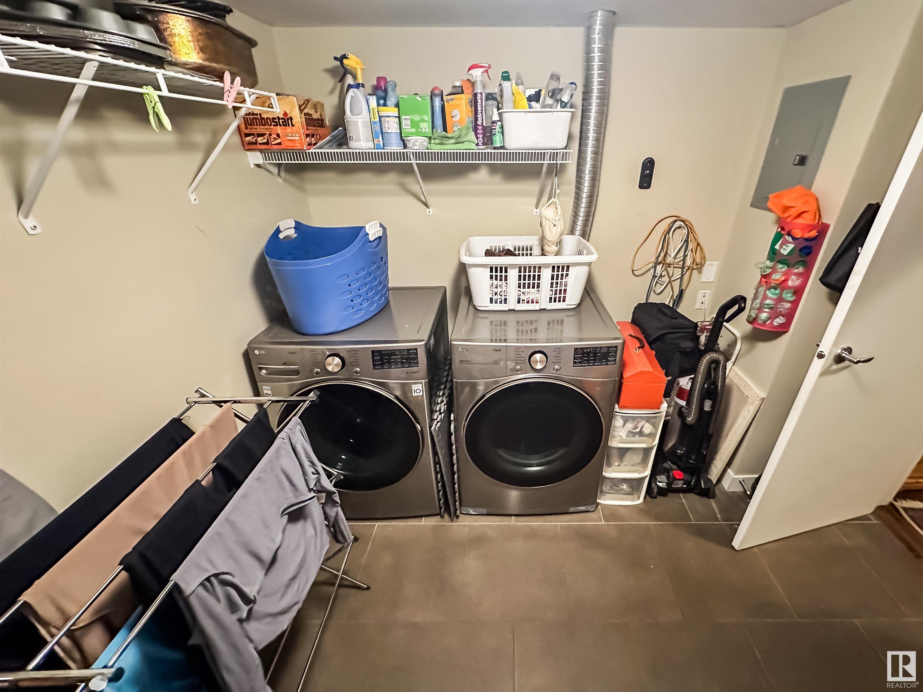      #210 9750 94 ST NW , Edmonton,  ,T6C 2E3 ;  Listing Number: MLS E4412131