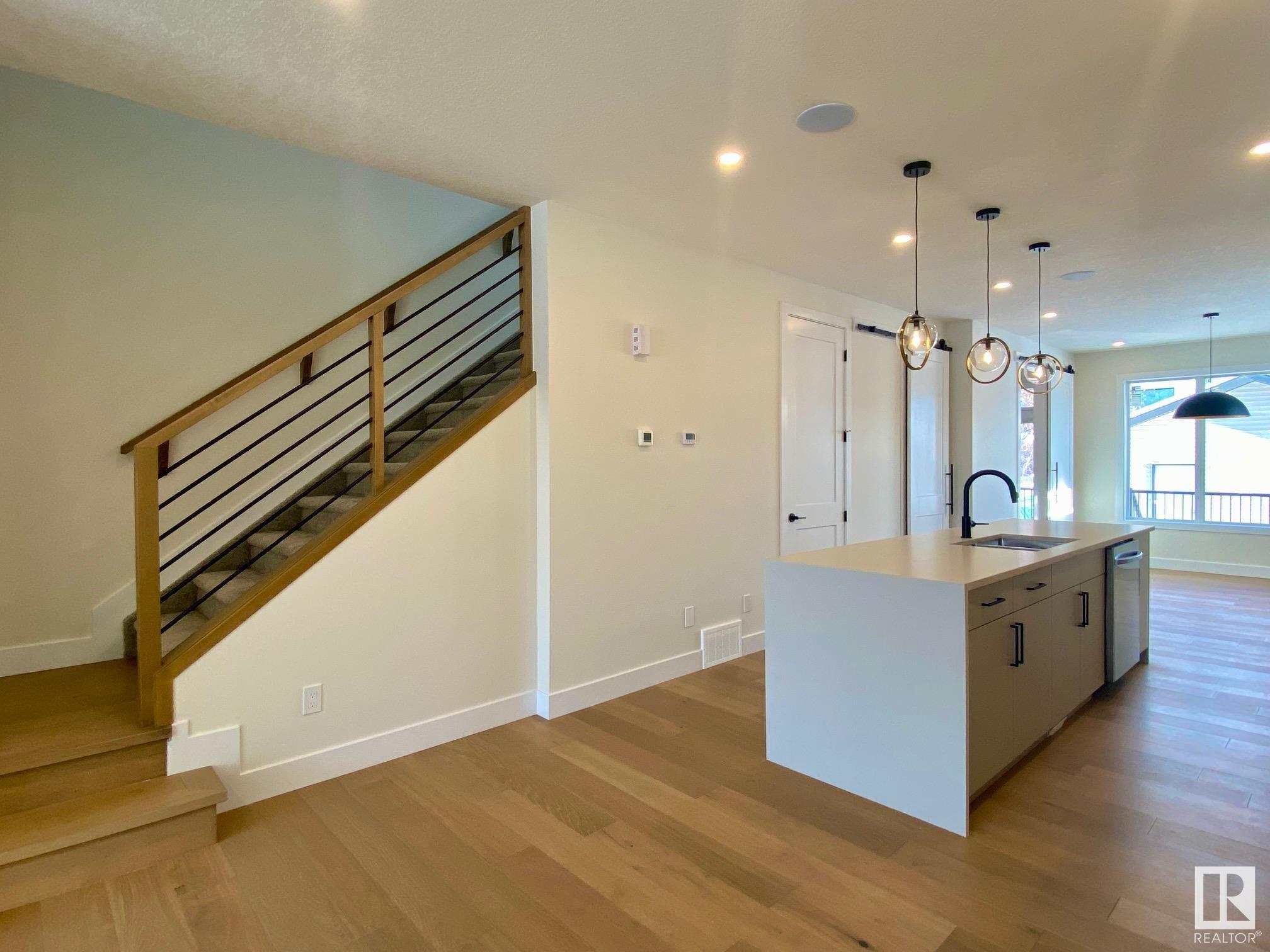      9633 85 ST NW , Edmonton,  ,T6C 3E3 ;  Listing Number: MLS E4412478