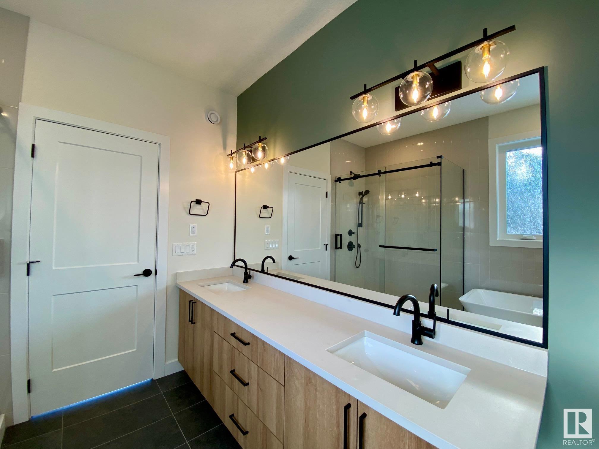      9633 85 ST NW , Edmonton,  ,T6C 3E3 ;  Listing Number: MLS E4412478