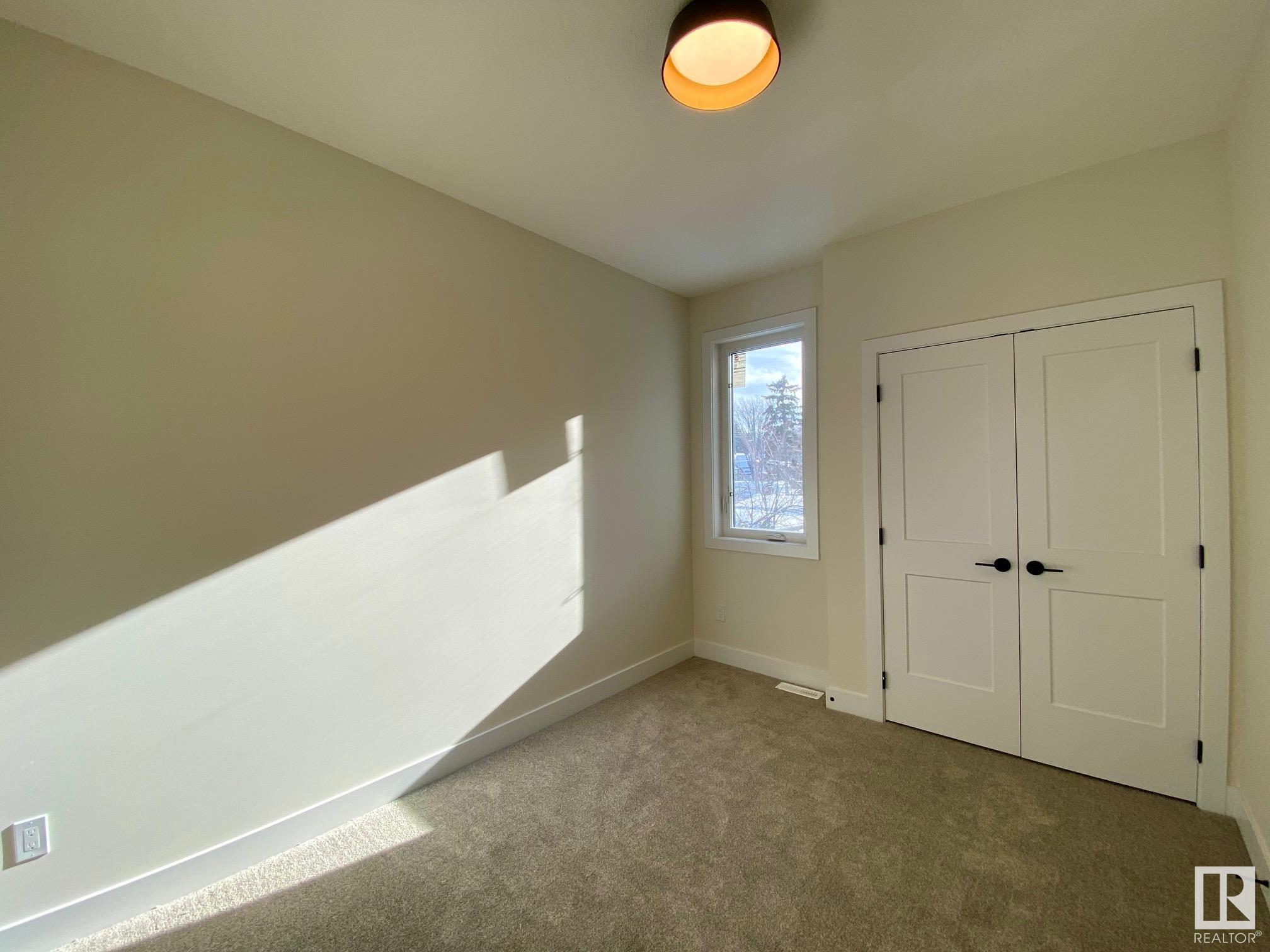      9633 85 ST NW , Edmonton,  ,T6C 3E3 ;  Listing Number: MLS E4412478
