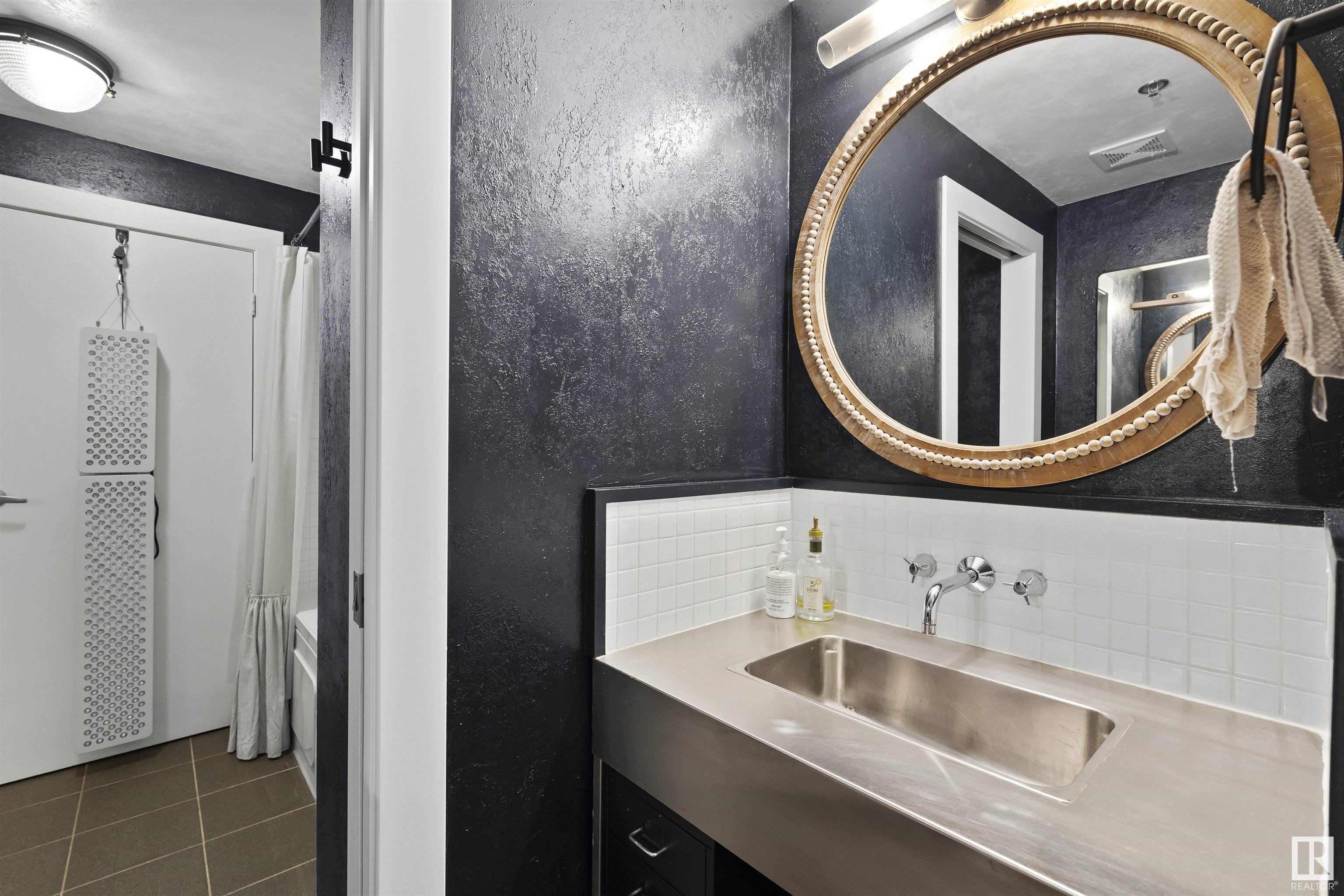      #308 10169 104 ST NW , Edmonton,  ,T5J 1A5 ;  Listing Number: MLS E4412901