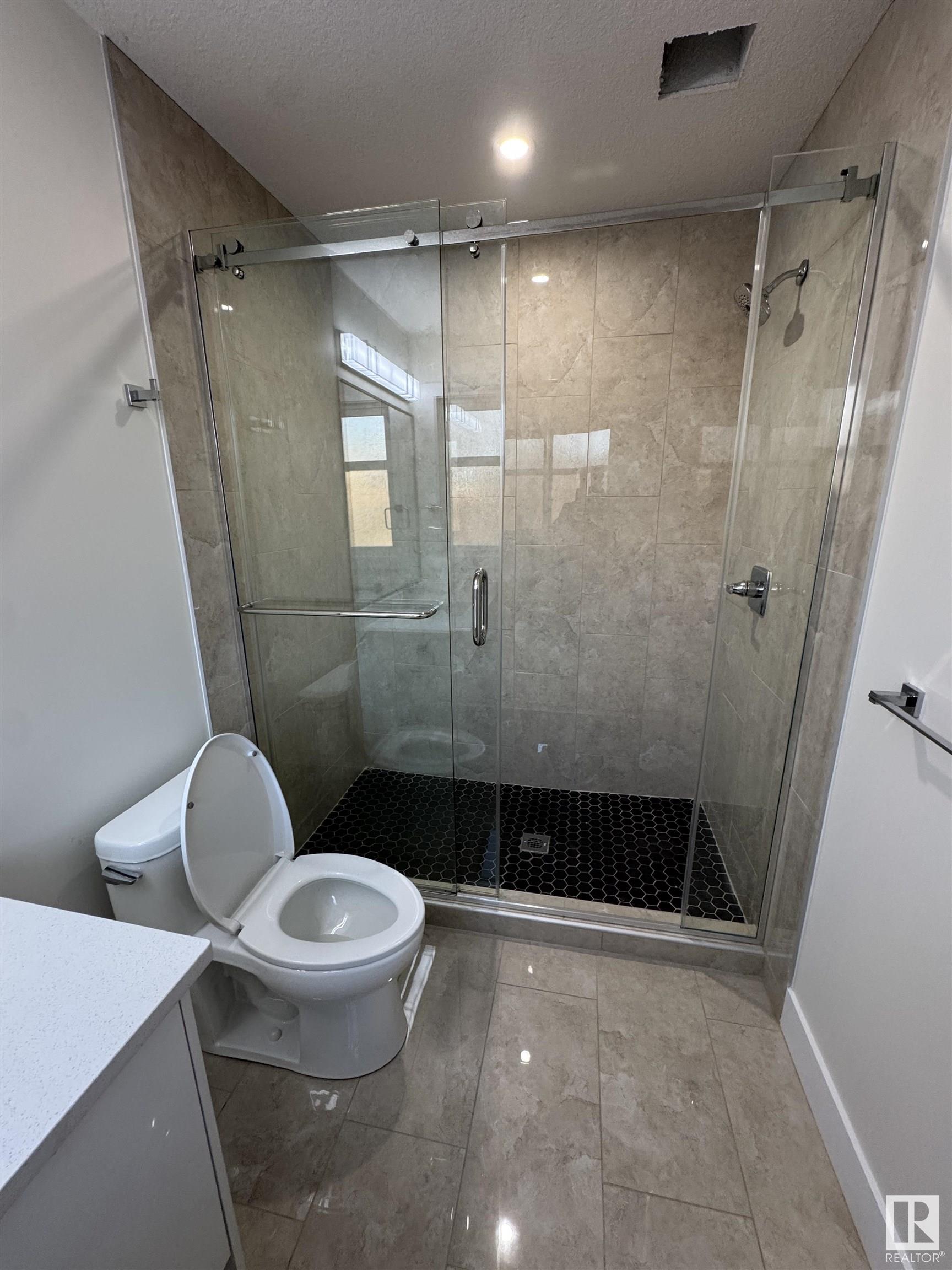      9330 89 ST NW , Edmonton,  ,T6C 3L2 ;  Listing Number: MLS E4413117