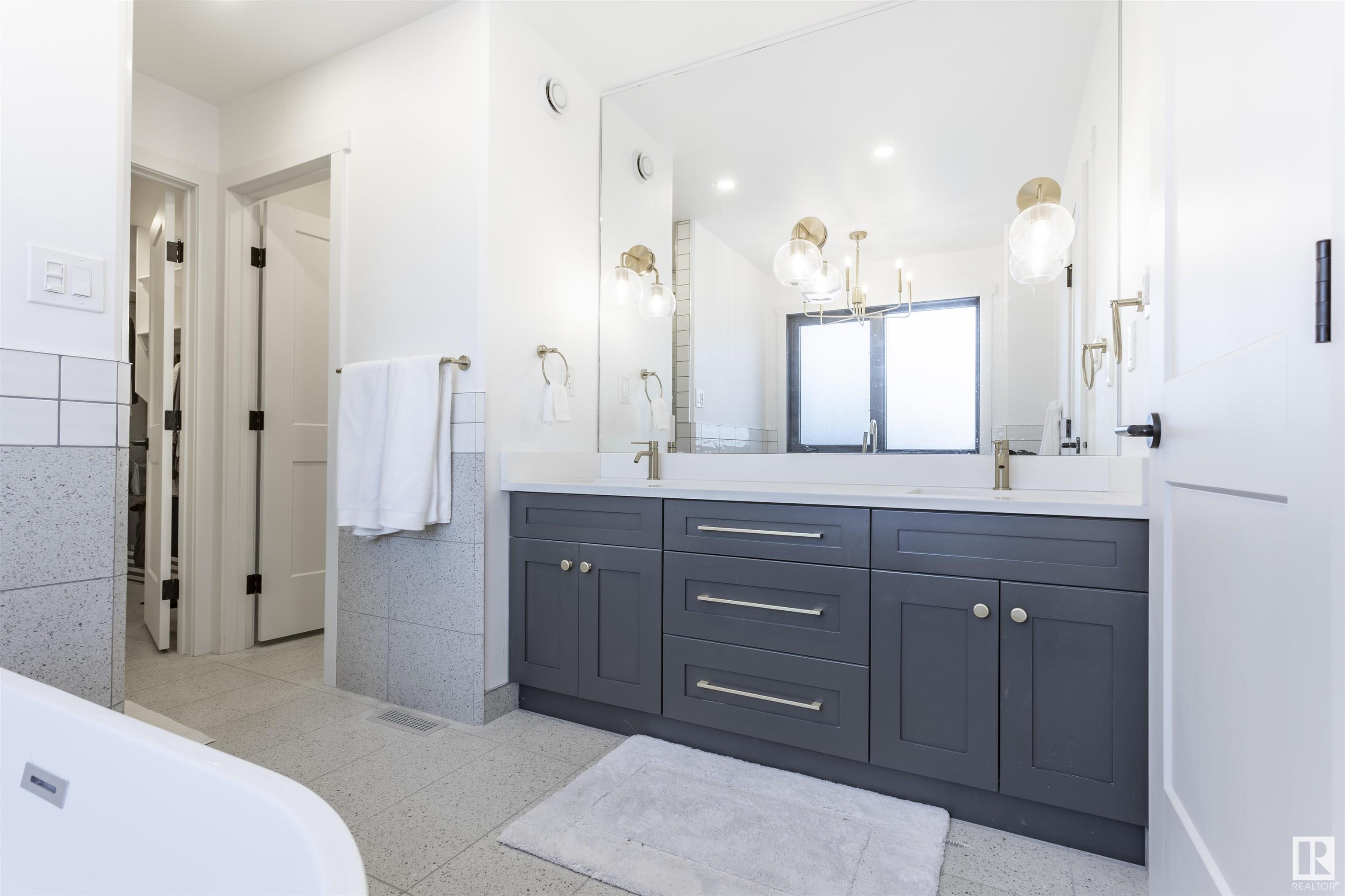      92 NOTTINGHAM HB , Sherwood Park,  ,T8A 6G2 ;  Listing Number: MLS E4413127