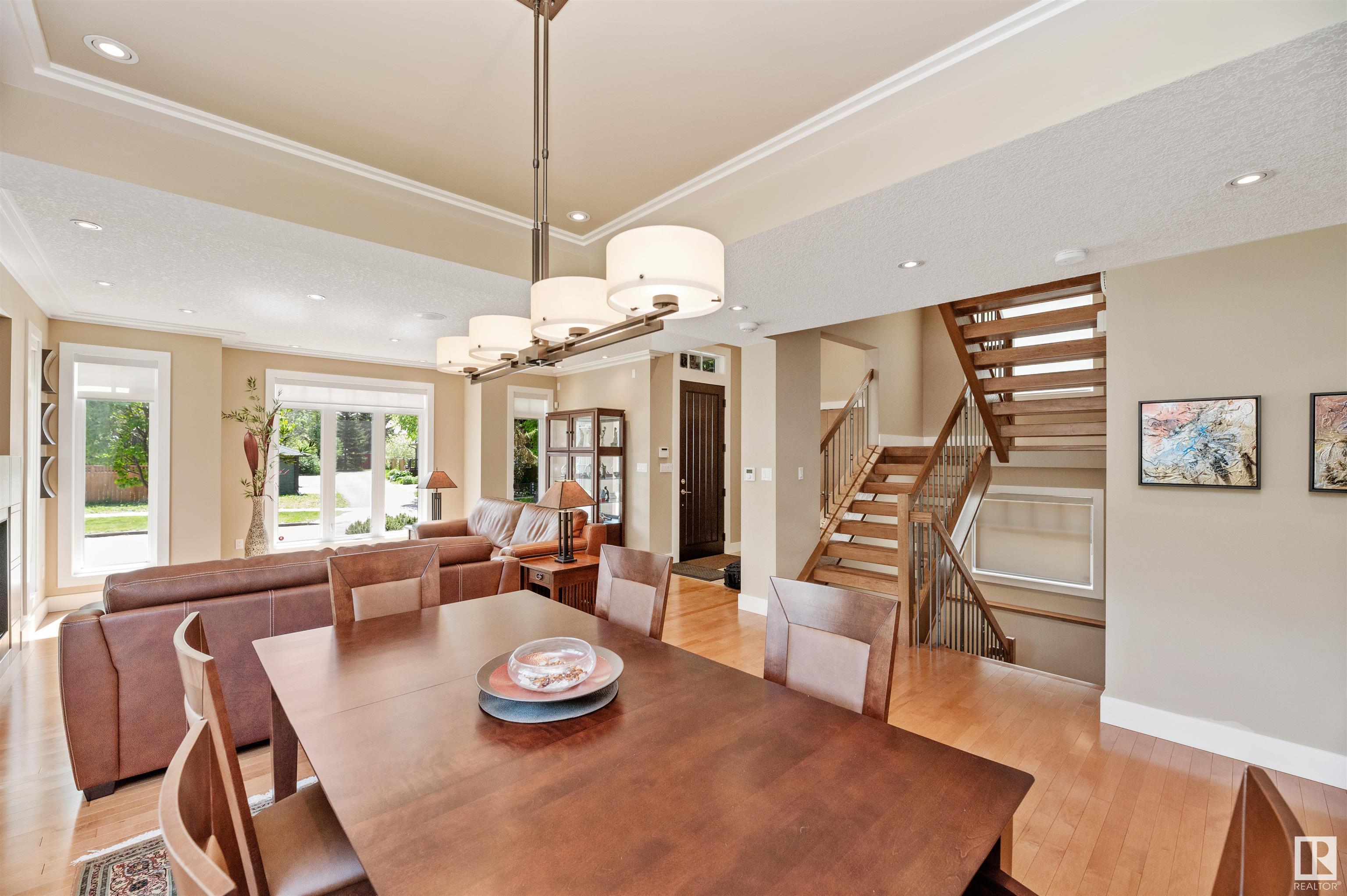      8728 101 AV NW , Edmonton,  ,T5H 0A9 ;  Listing Number: MLS E4413267