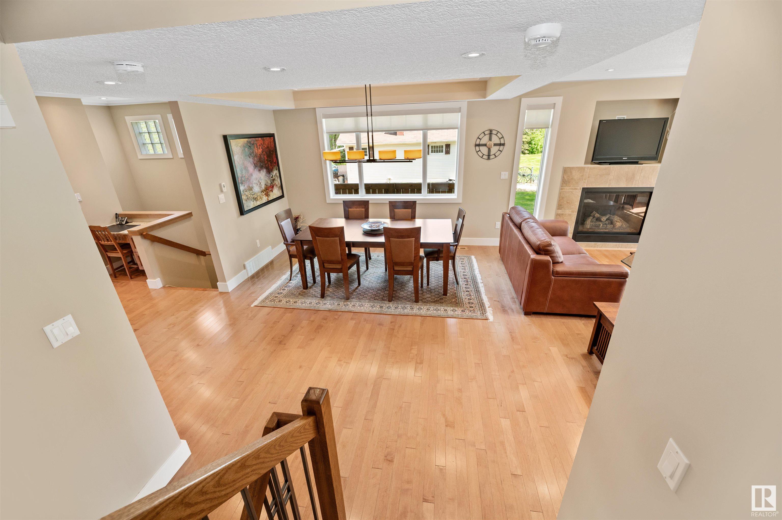      8728 101 AV NW , Edmonton,  ,T5H 0A9 ;  Listing Number: MLS E4413267