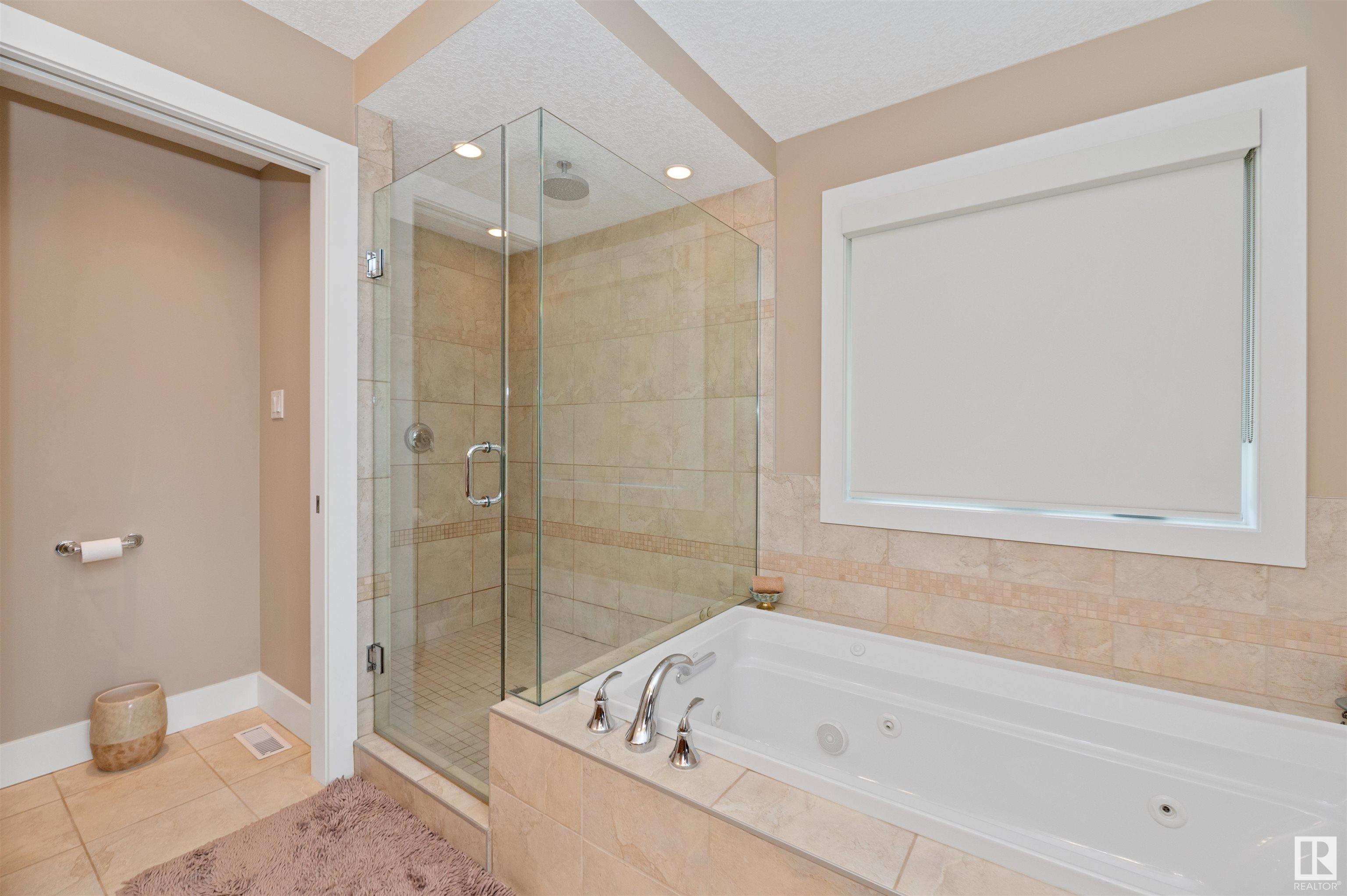      8728 101 AV NW , Edmonton,  ,T5H 0A9 ;  Listing Number: MLS E4413267