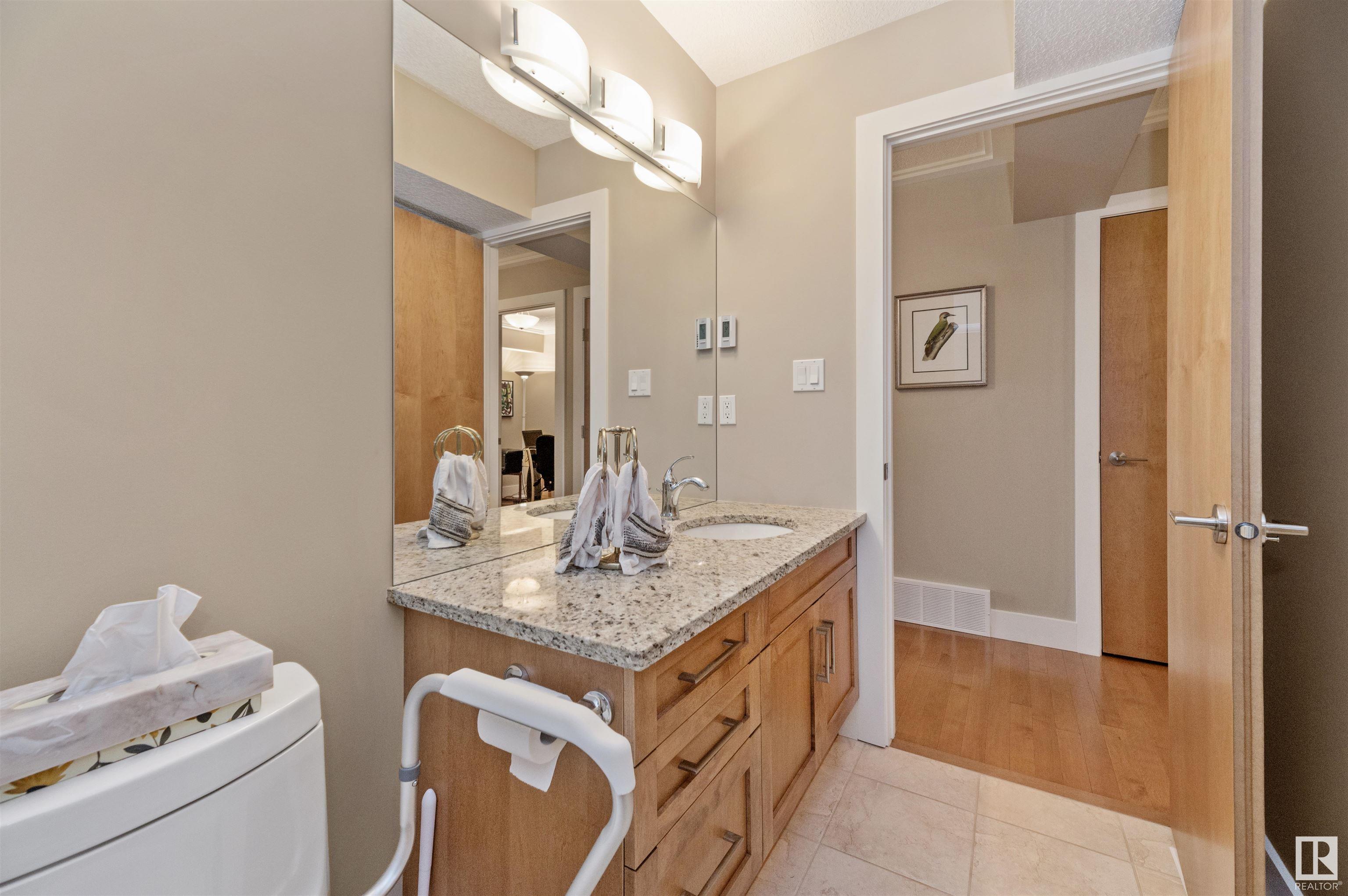      8728 101 AV NW , Edmonton,  ,T5H 0A9 ;  Listing Number: MLS E4413267